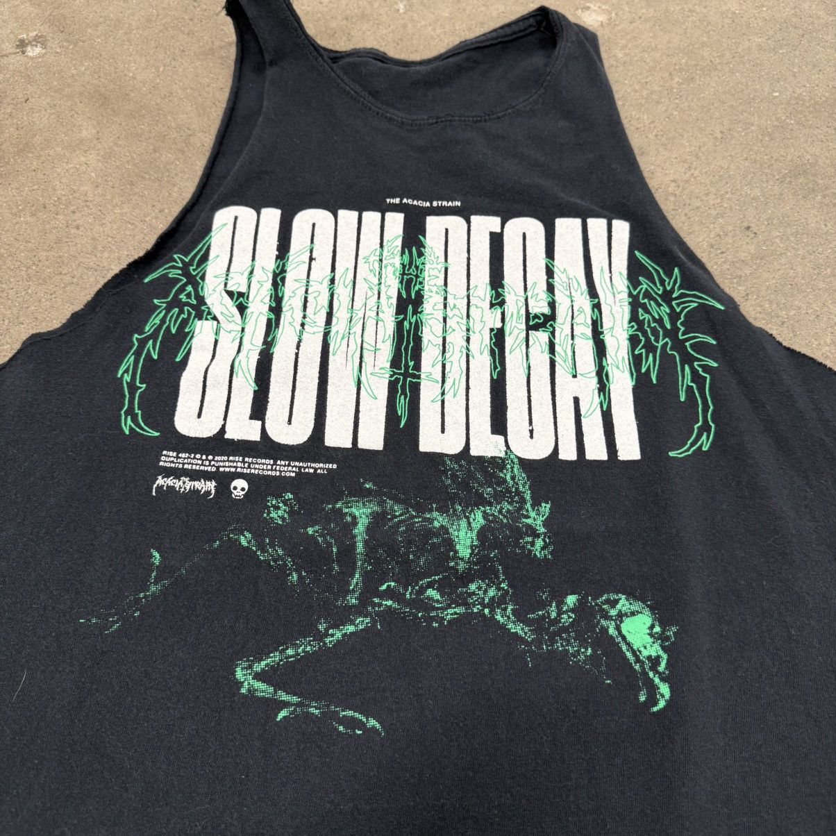 Band Tees THE ACACIA STRAIN THE SLOW DECAY BAND GRUNGE TANK TOP Size US L / EU 52-54 / 3 - 2 Thumbnail