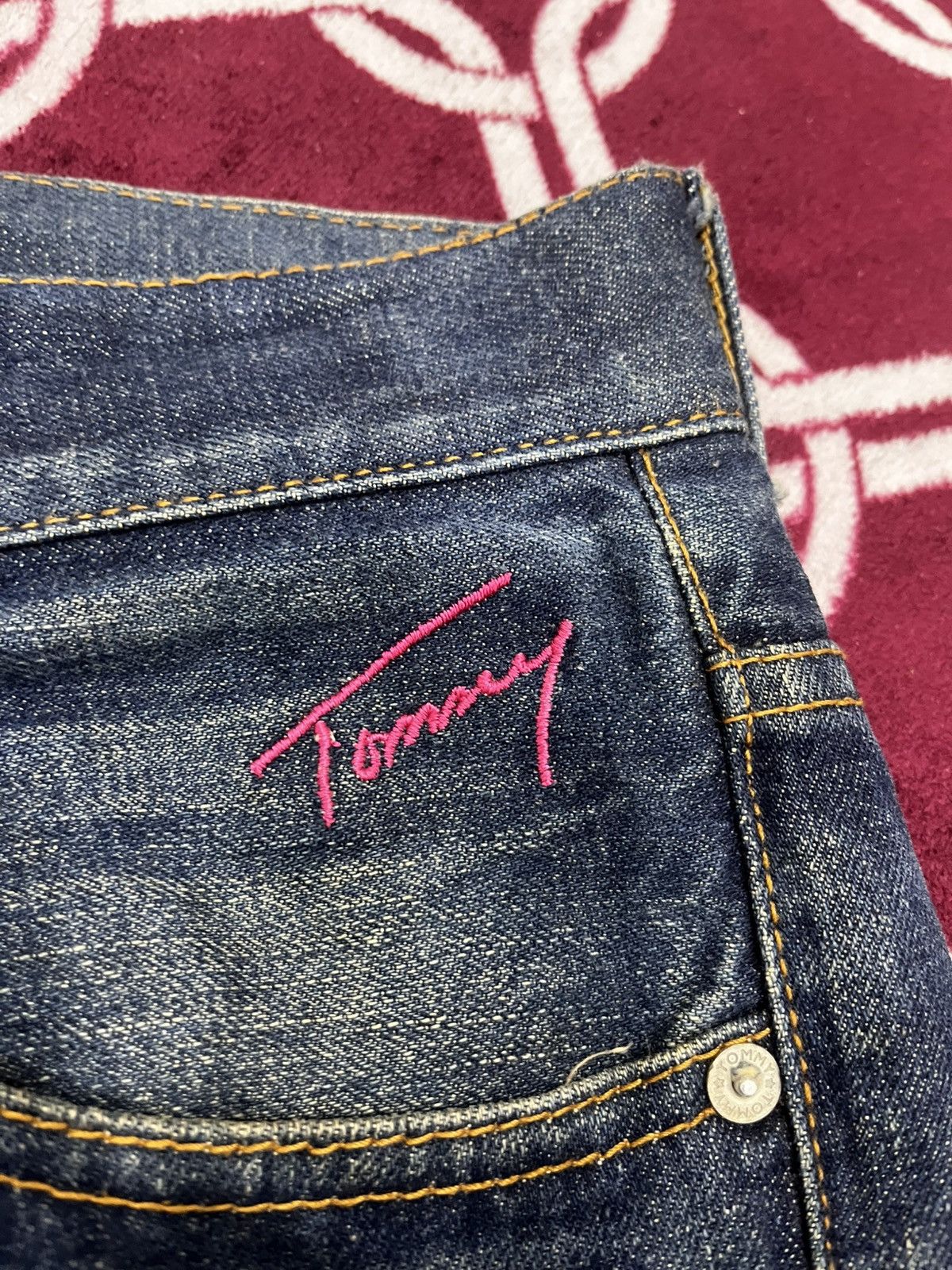 Tommy Hilfiger Tommy Hilfiger Red Selvedge Denim Size US 31 - 8 Thumbnail