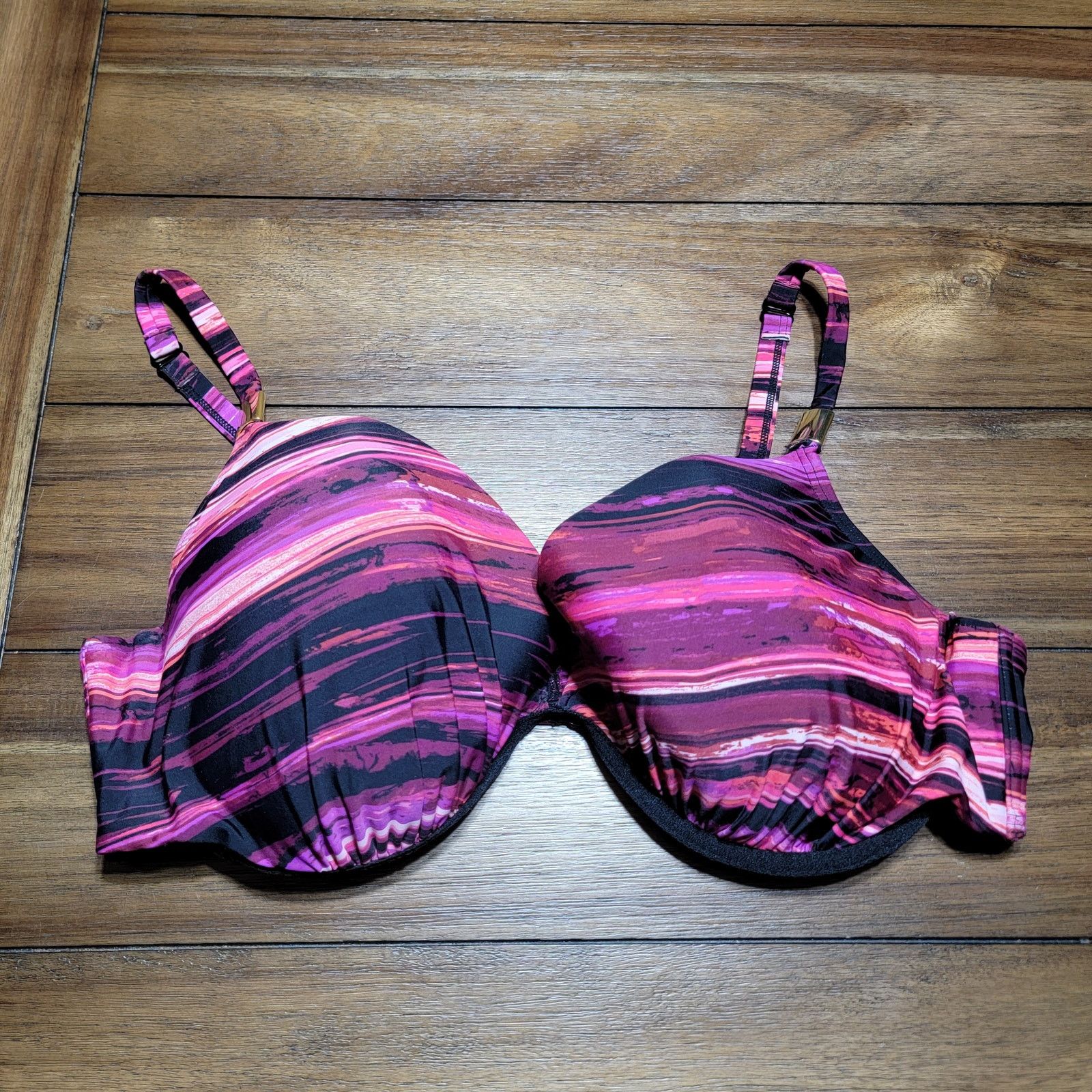 Other Swim by Catcique Padded Underwire Swim Top - Size 44DDD Size ONE SIZE - 1 Thumbnail