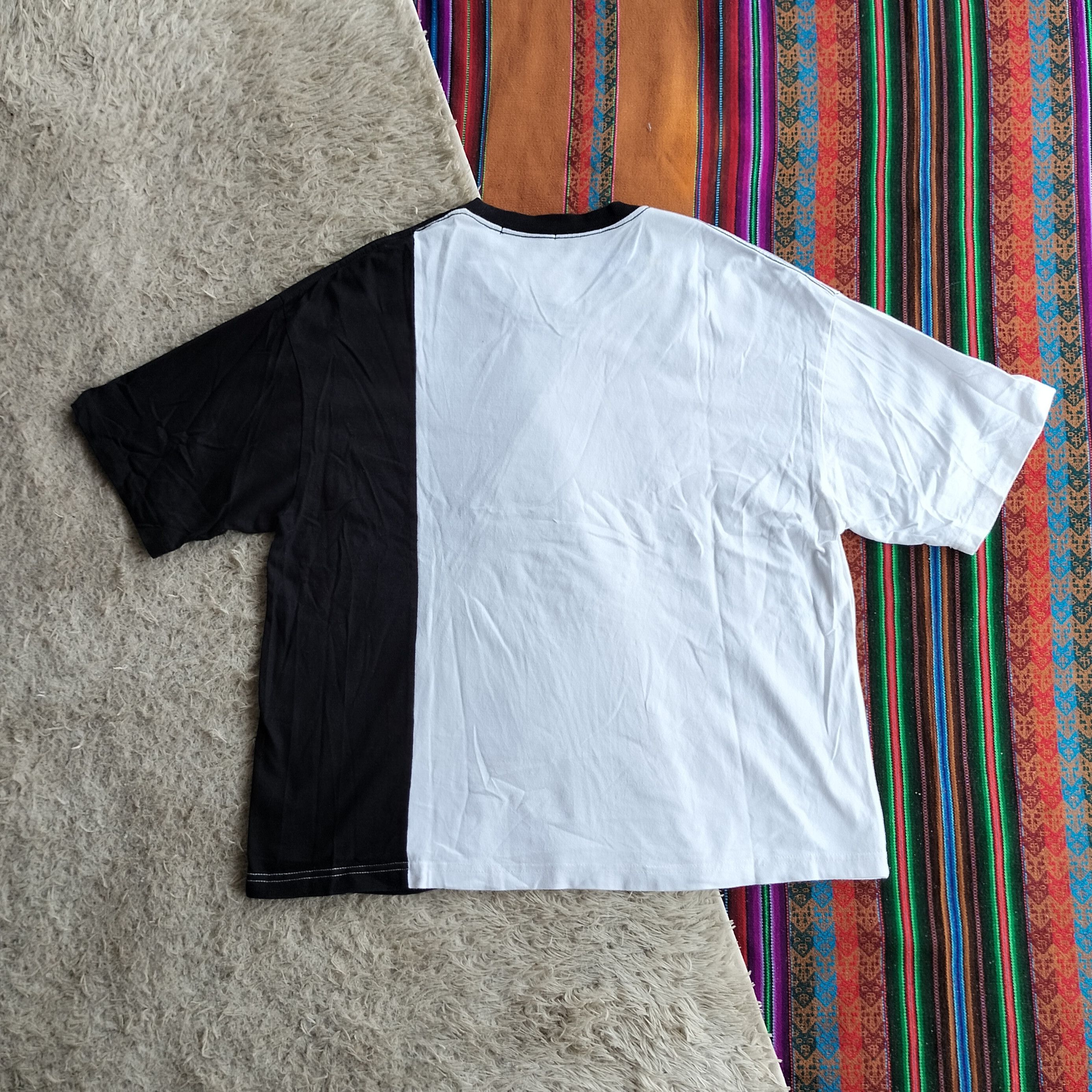 Frapbois Frapbois Eri utsugi black & white S/S shirt Size US M / EU 48-50 / 2 - 6 Thumbnail