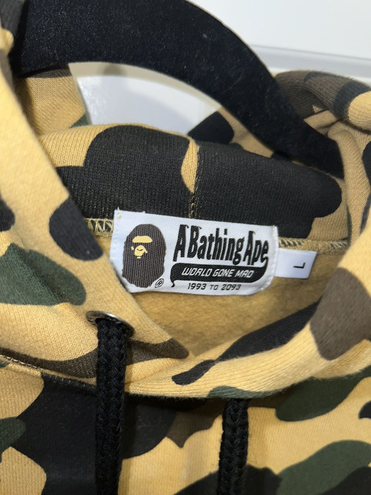 Bape BAPE 1st Camo College Pullover Yellow Size US L / EU 52-54 / 3 - 3 Thumbnail