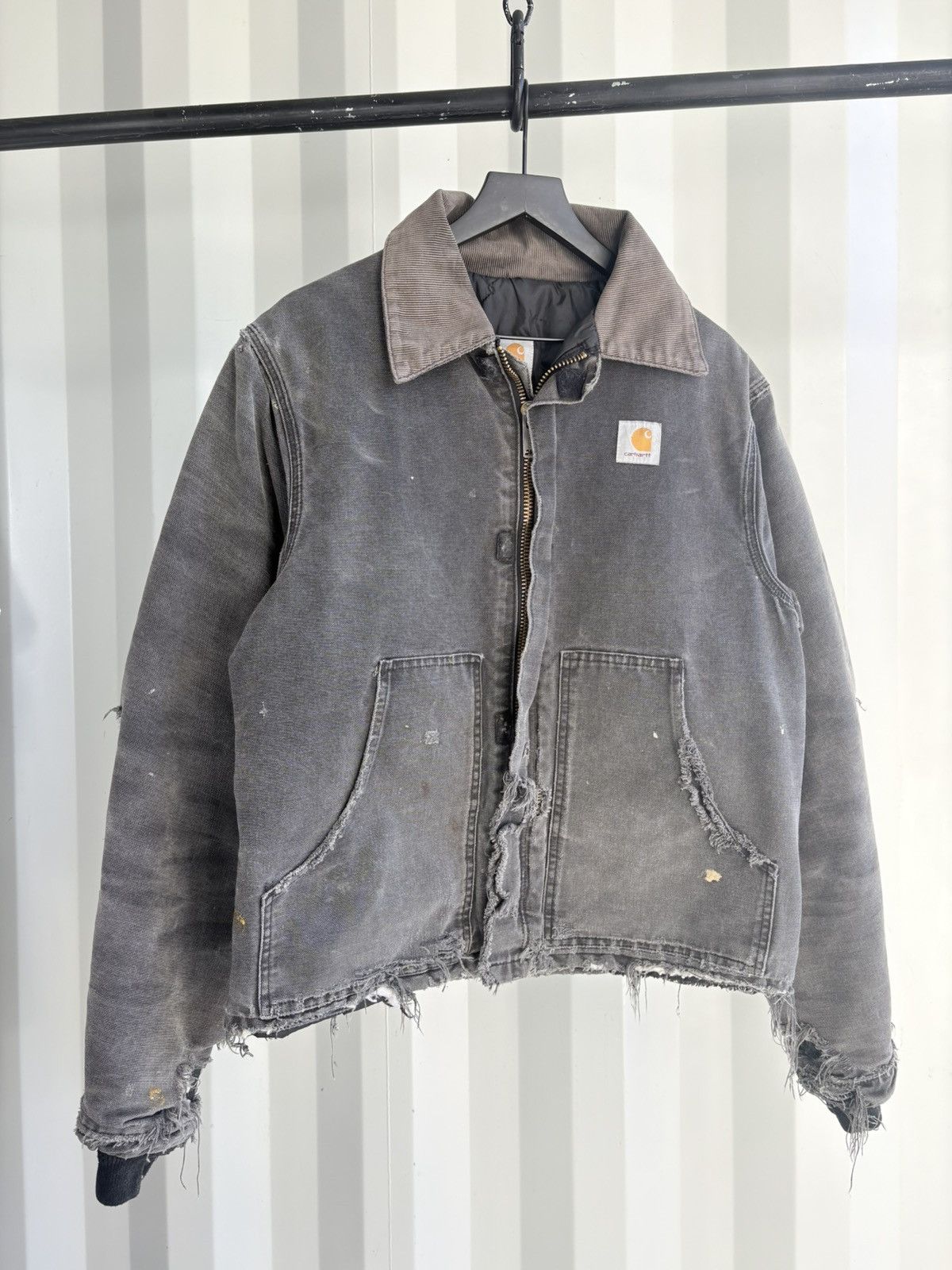 Carhartt Carhartt Distressed Thrashed Workwear Jacket ERD grunge Size US L / EU 52-54 / 3 - 1 Thumbnail