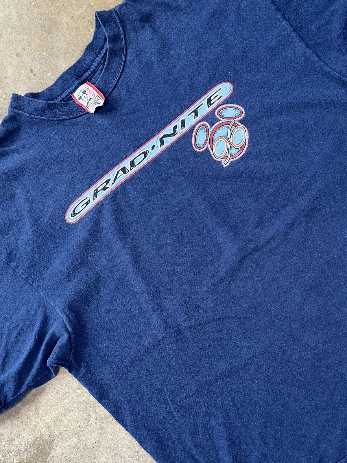 Disney × Vintage Vintage 1996 Grad Nite Disney Tee XL Size US XL / EU 56 / 4 - 1 Thumbnail