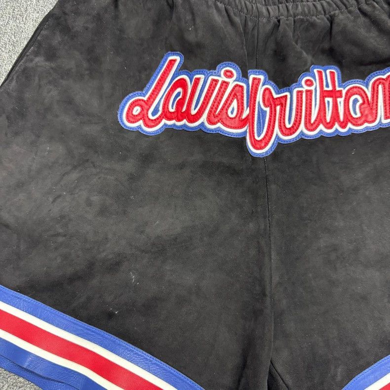 Louis Vuitton Louis Vuitton Suede Embroidered Shorts -2505 Size US 27 - 3 Thumbnail