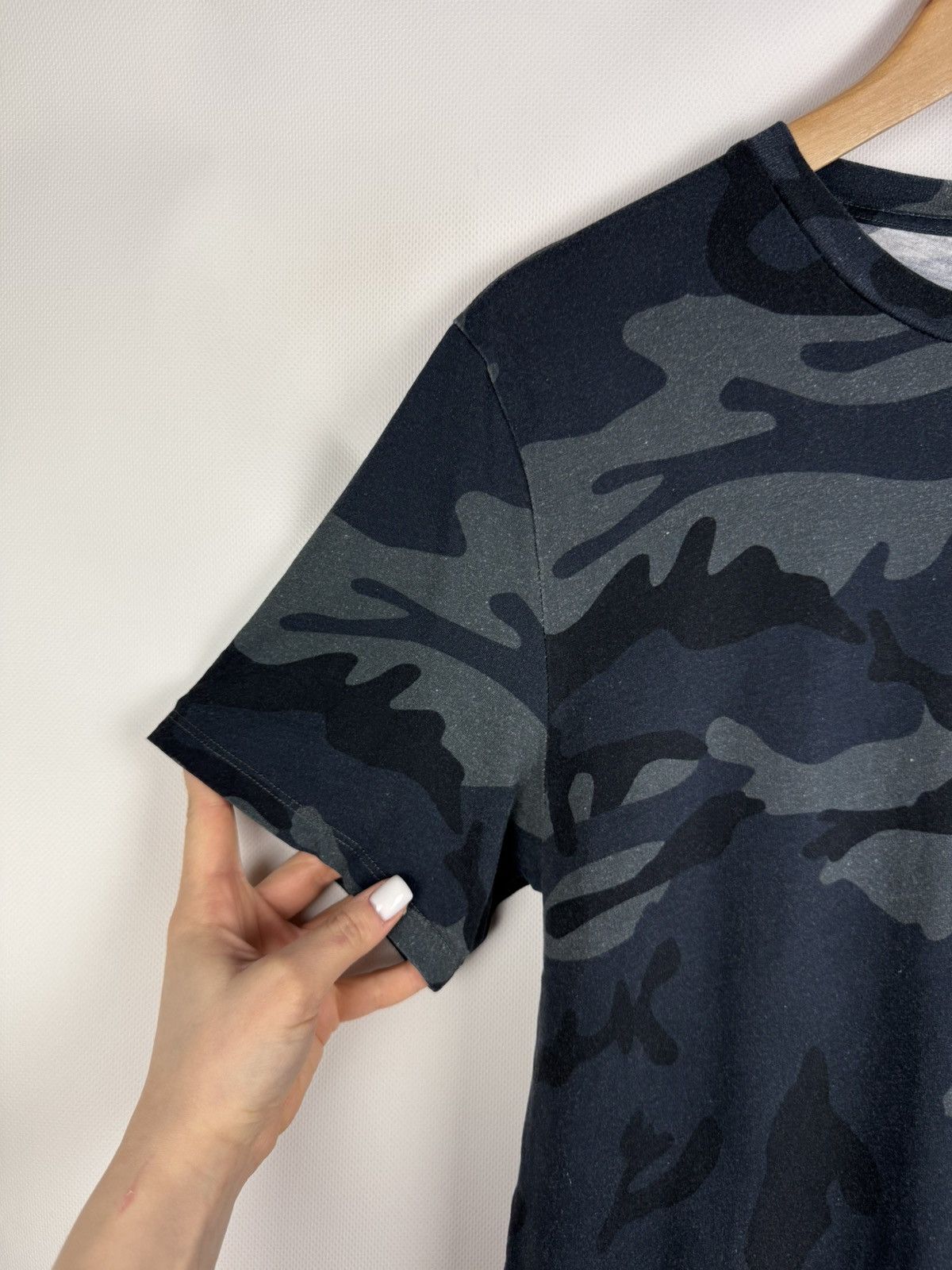 Sandro Sandro Paris Men’s Short Sleeve Camo T Shirt Size 1 Size US XS / EU 42 / 0 - 9 Thumbnail