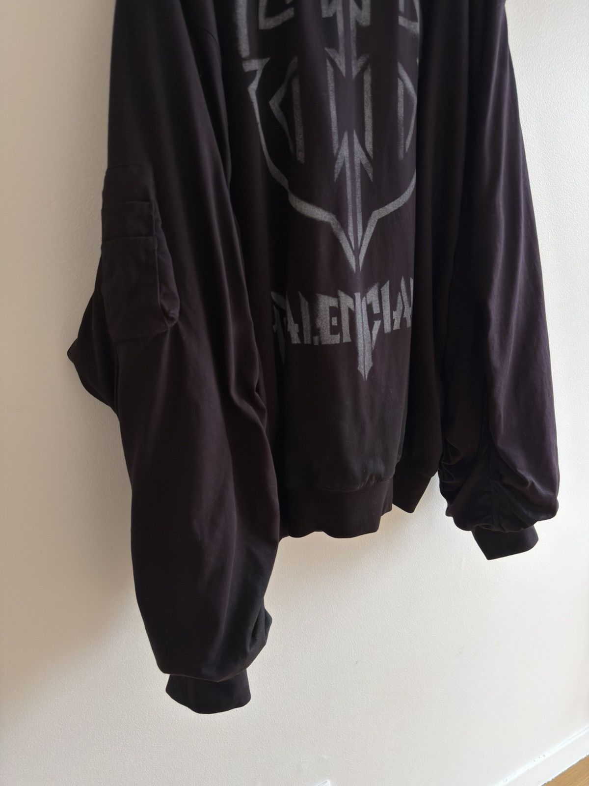 Balenciaga BALENCIAGA DEMNA METAL BB STENCIL HOOD JACKET SWEATER Size US S / EU 44-46 / 1 - 4 Thumbnail
