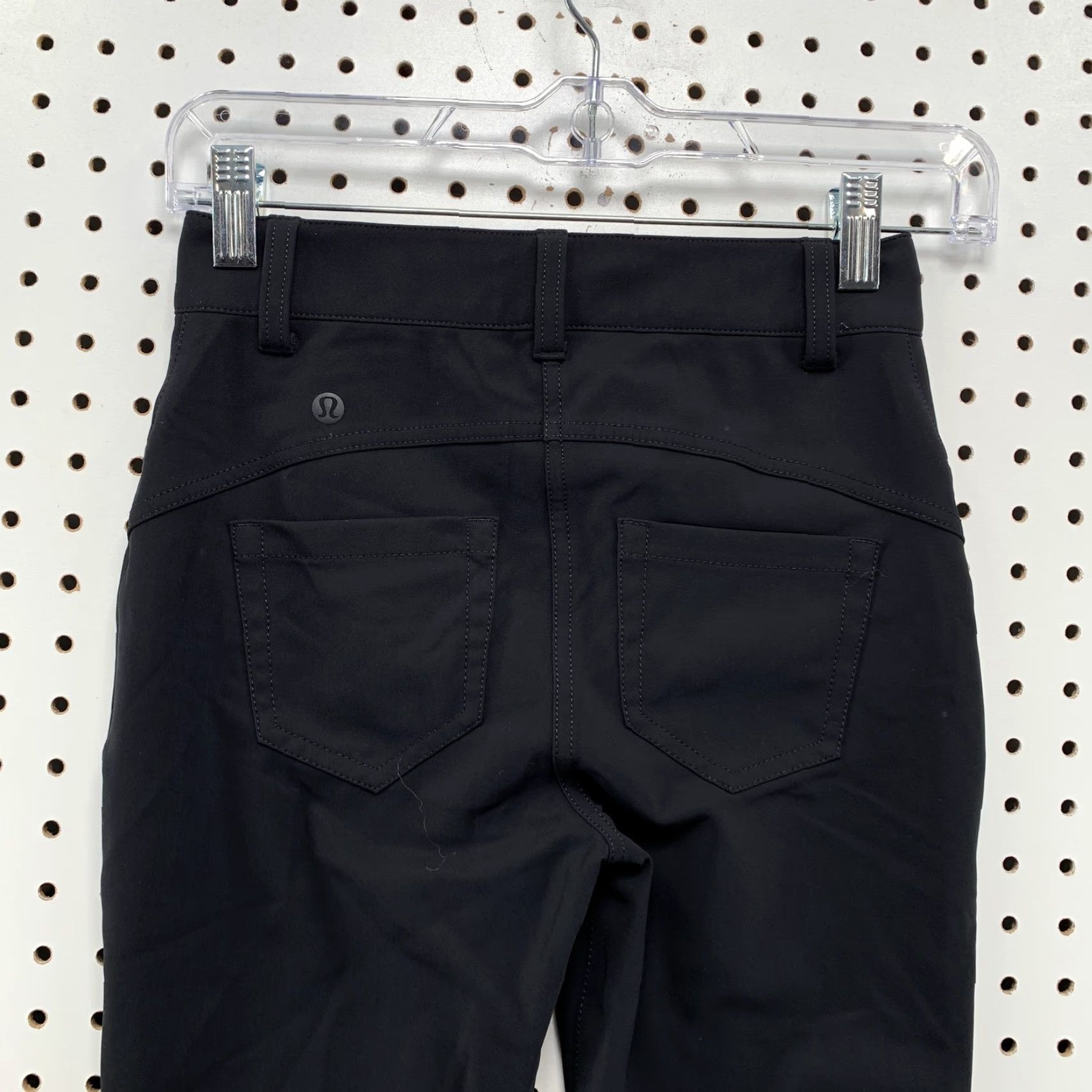 Lululemon Lululemon Black Chino Pants Womens Size 24 Slim Stretch Skinny 24x30 I92 Satin Logo Casual Pant Womens Size 42" / US 20 - 4 Thumbnail