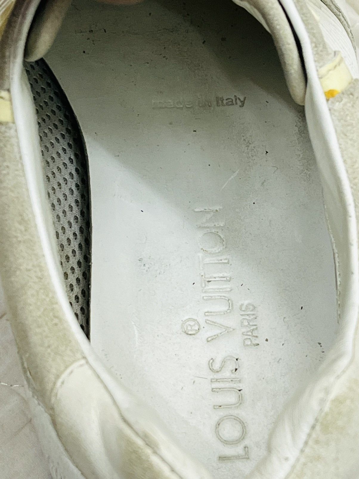 Louis Vuitton LOUIS VUITTON RUNAWAY LEATHER TRAINERS Size US 6 / IT 36 - 11 Thumbnail