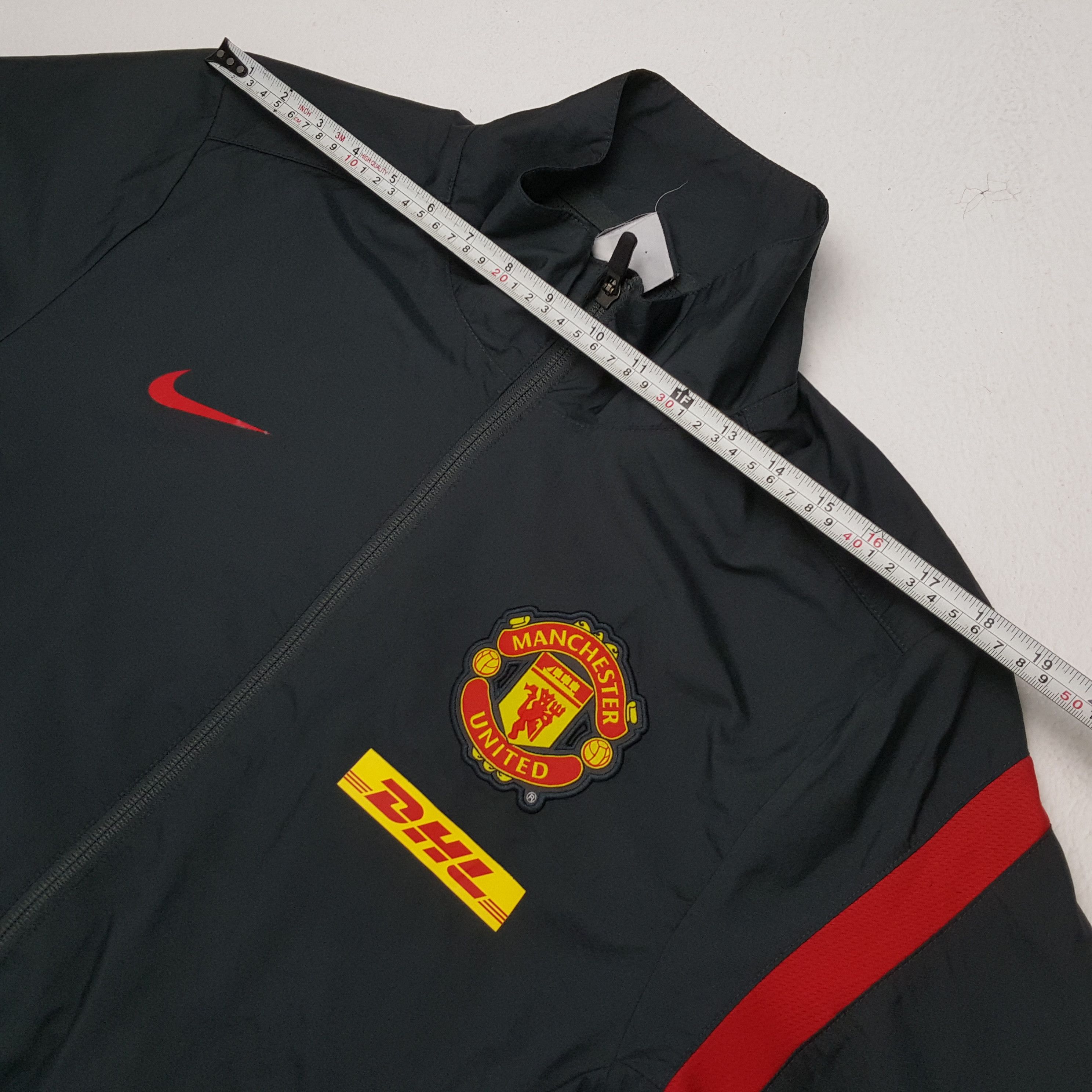 Nike × Vintage NIKE MANCHESTER UNITED Soccer Club Windbreaker Jacket Size US M / EU 48-50 / 2 - 5 Thumbnail