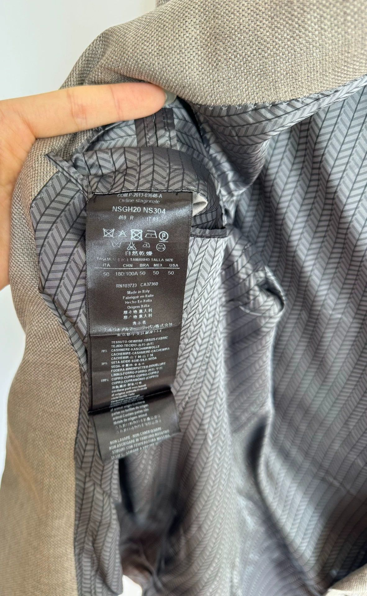 Giorgio Armani Giorgio Armani 98% New Cashmere Silk Blazer 50 Oatmeal Size 50S - 7 Thumbnail