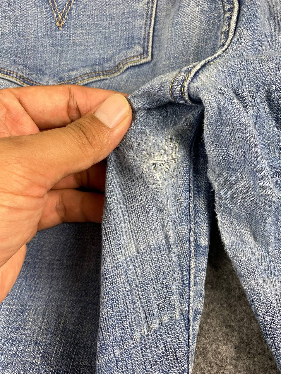 Levi's levis ladies mid rise skinny distressed denim Size 30" / US 8 / IT 44 - 4 Thumbnail