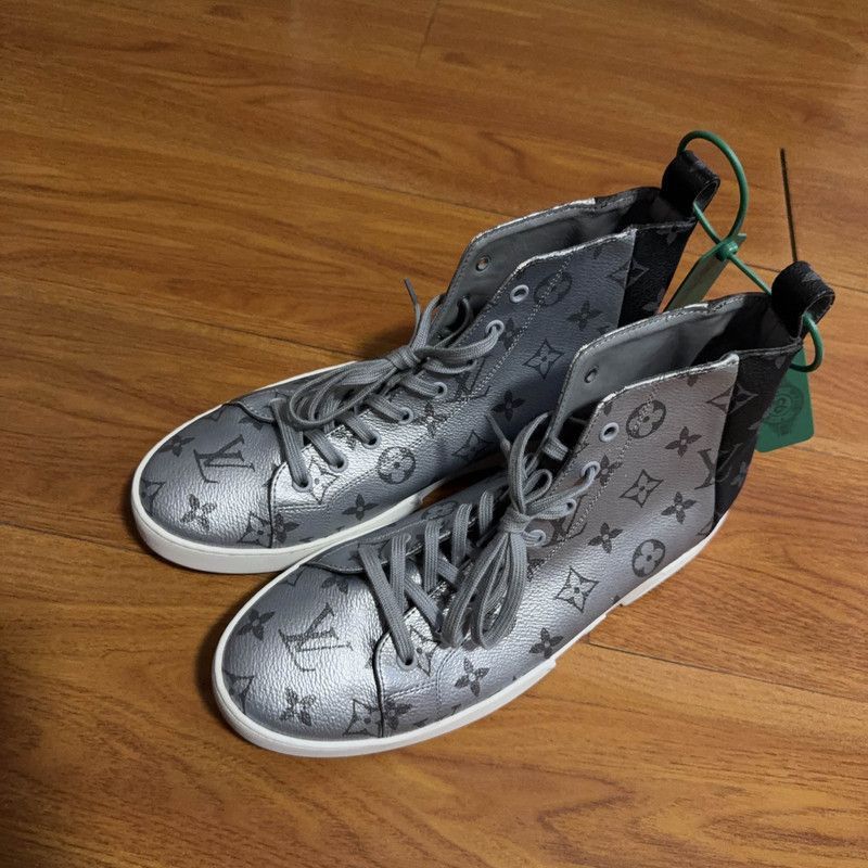Louis Vuitton Louis Vuitton Silver High-Top Casual Shoes -2508 Size US 8.5 / EU 41-42 - 1 Thumbnail