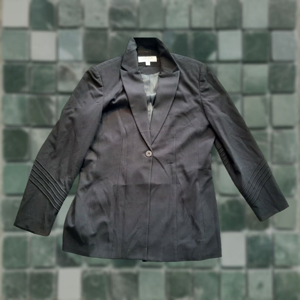 SOMET Larry Levine Womens Black Suit 2 Piece Jacket Skirt 1 Button Size 12 Some Stains Womens Size XL / US 12-14 / IT 48-50 - 1 Thumbnail