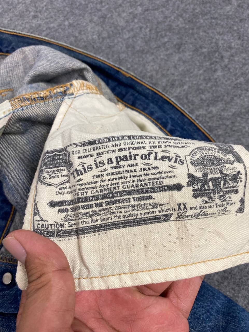 Levi's vintage levis 501 distressed denim nice design Size US 31 - 16 Thumbnail