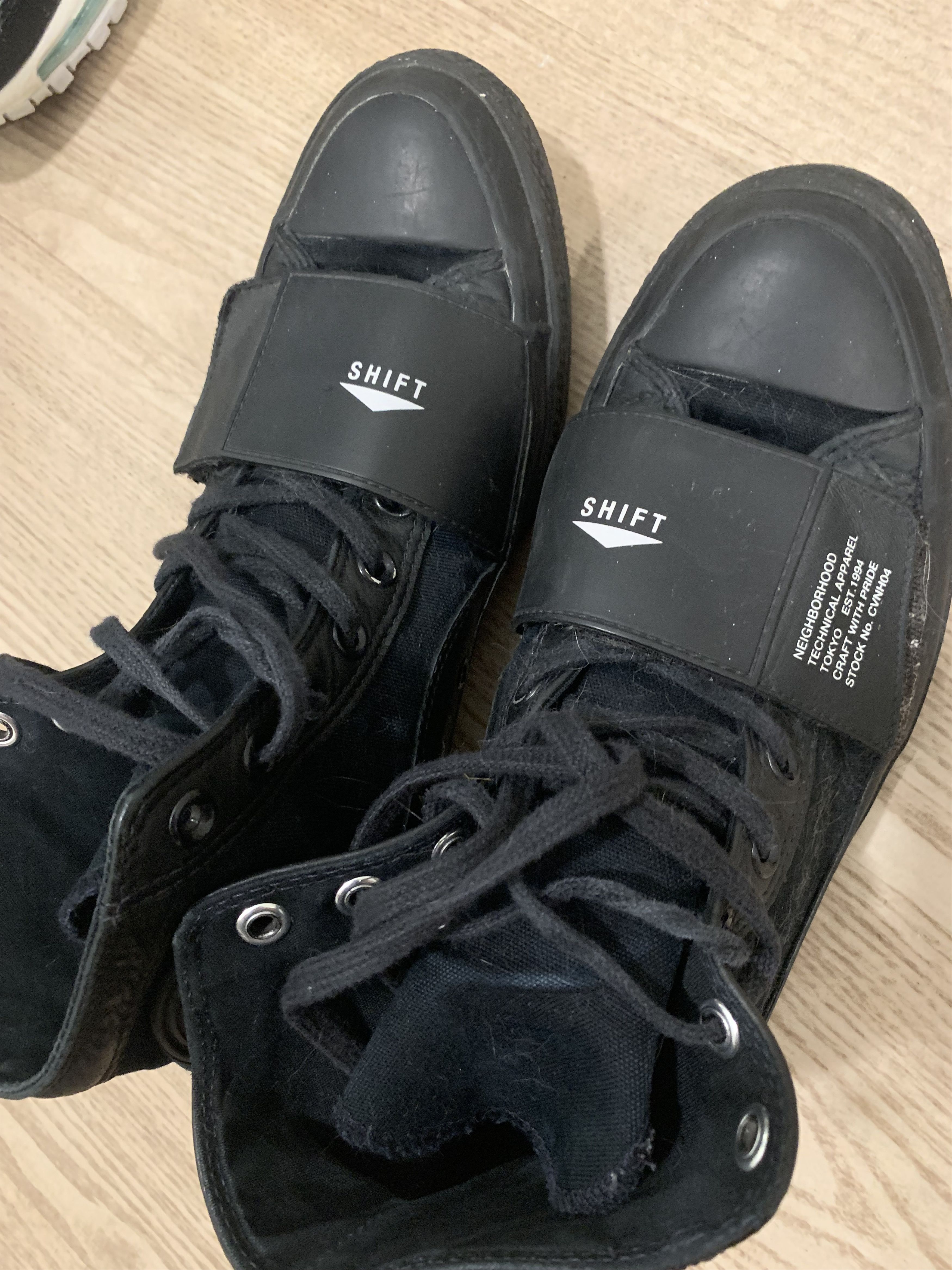 Converse × Neighborhood Chuck Taylor Neighborhood Moto Hi Size US 8.5 / EU 41-42 - 2 Thumbnail