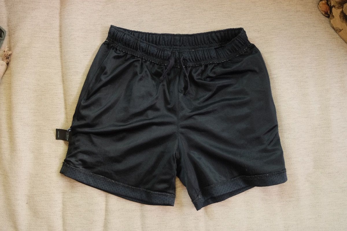 Cole Buxton Cole Buxton Mesh Shorts Size US 30 / EU 46 - 4 Thumbnail