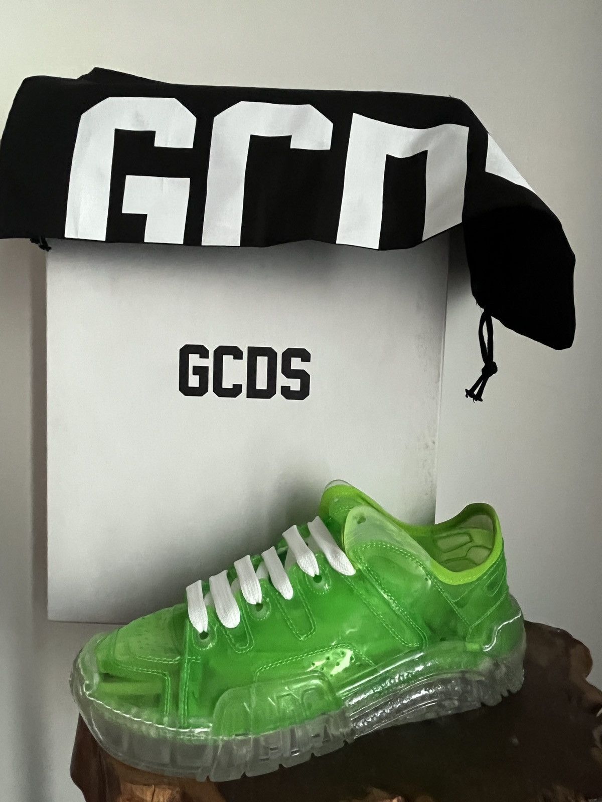 GCDS Men's GCDS In Goal We Trust Lime Transparent Sneakers 6.5/ Size US 7 / EU 40 - 1 Thumbnail
