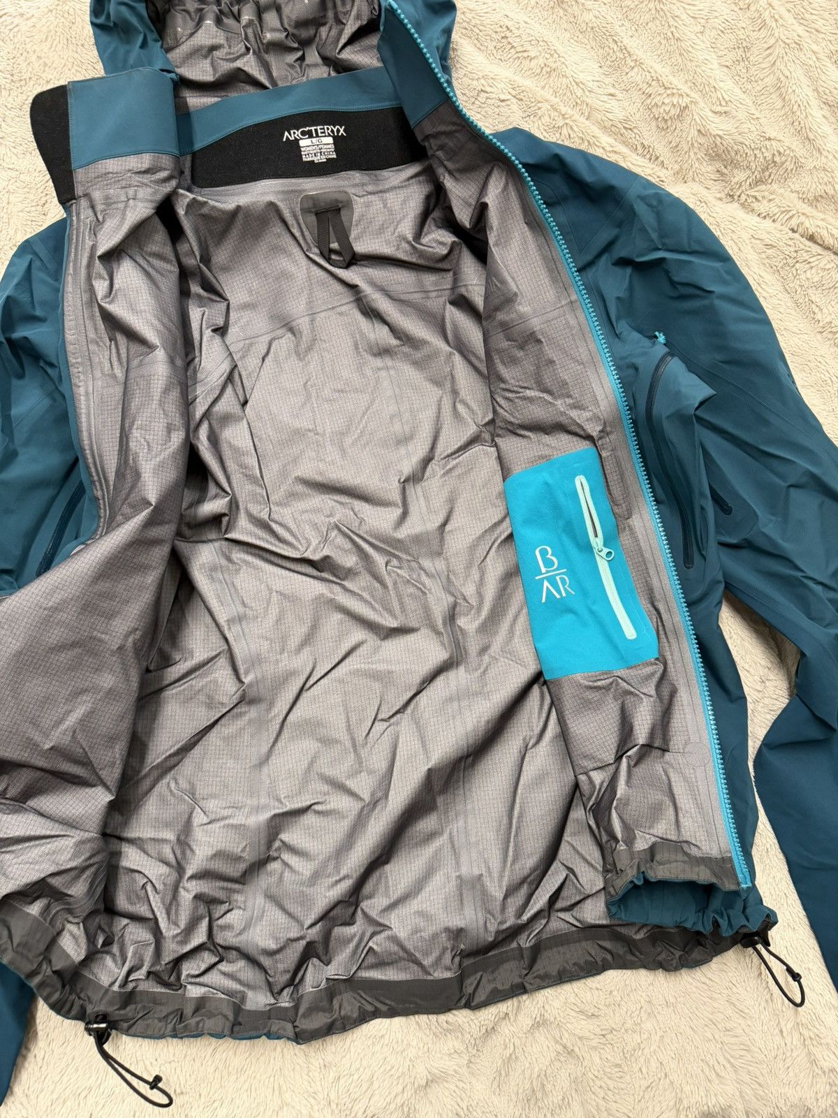 Arc'teryx Arc’teryx Beta LT Gore-Tex Pro Jacket Authentic Size L / US 10 / IT 46 - 3 Thumbnail