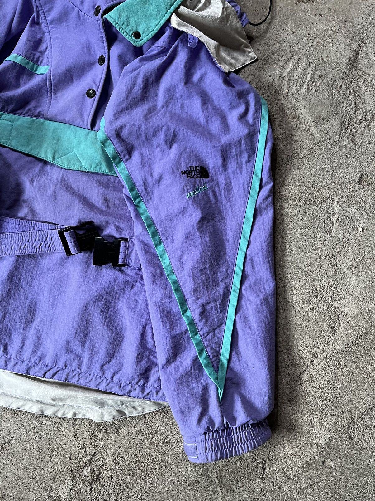 Vintage 90s The North Face vertical gore-tex jacket ski