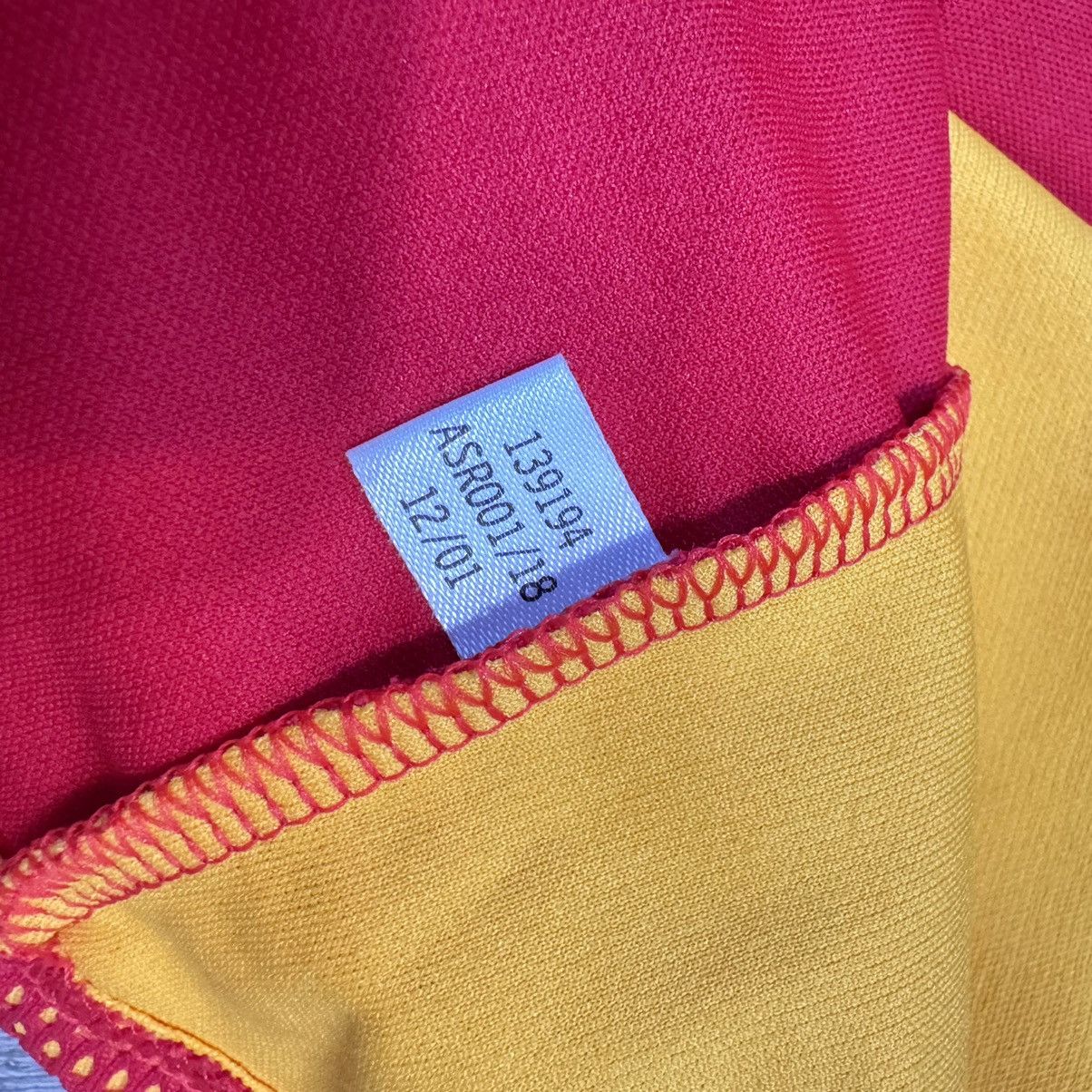 Adidas Spain 02/03 home shirt #7 Raul Size US L / EU 52-54 / 3 - 9 Thumbnail