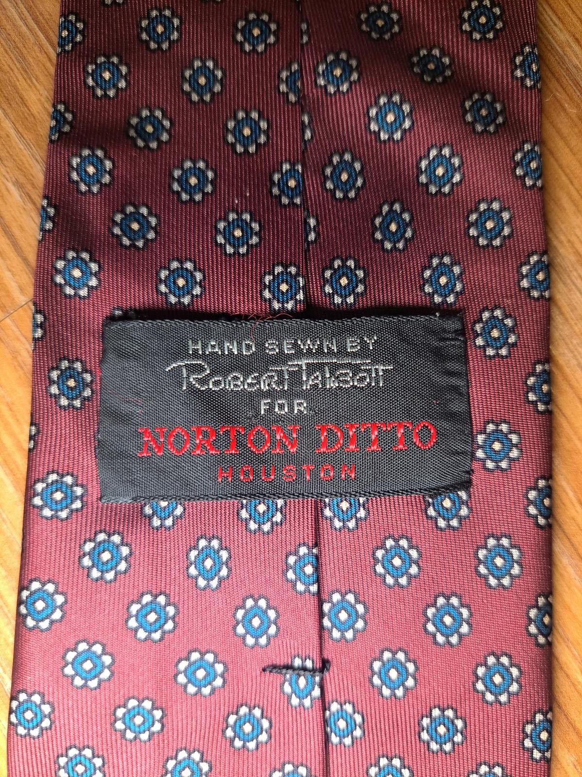 Robert Talbott VINTAGE Robert Talbott Silk Tie Burgundy Floral Handmade Size ONE SIZE - 2 Thumbnail