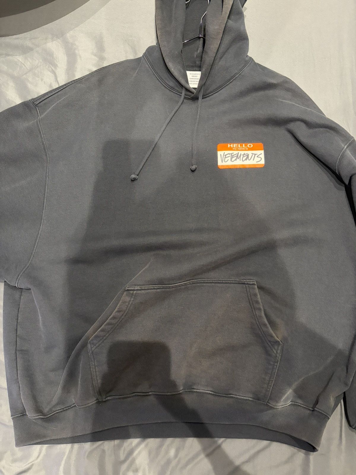 Vetements Vetements Hoodie Hello My Name Is Size US M / EU 48-50 / 2 - 8 Thumbnail