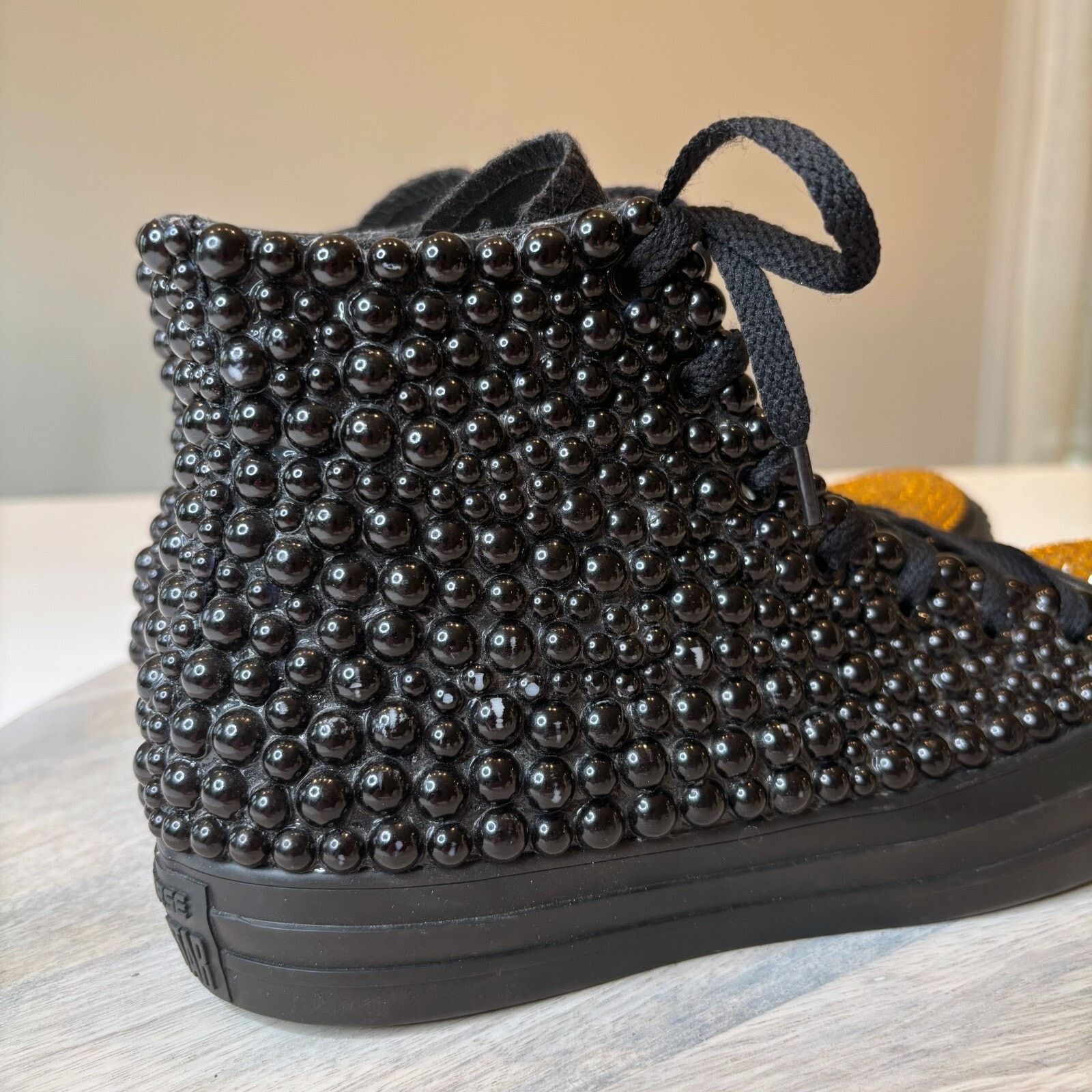 Converse Converse Women's Black & Gold Rhinestone Sneakers US Size 8 Size US 8 / IT 38 - 8 Thumbnail
