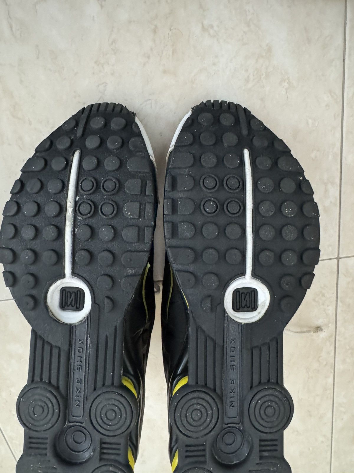 Nike nike shox r4 Size US 7 / EU 40 - 5 Thumbnail