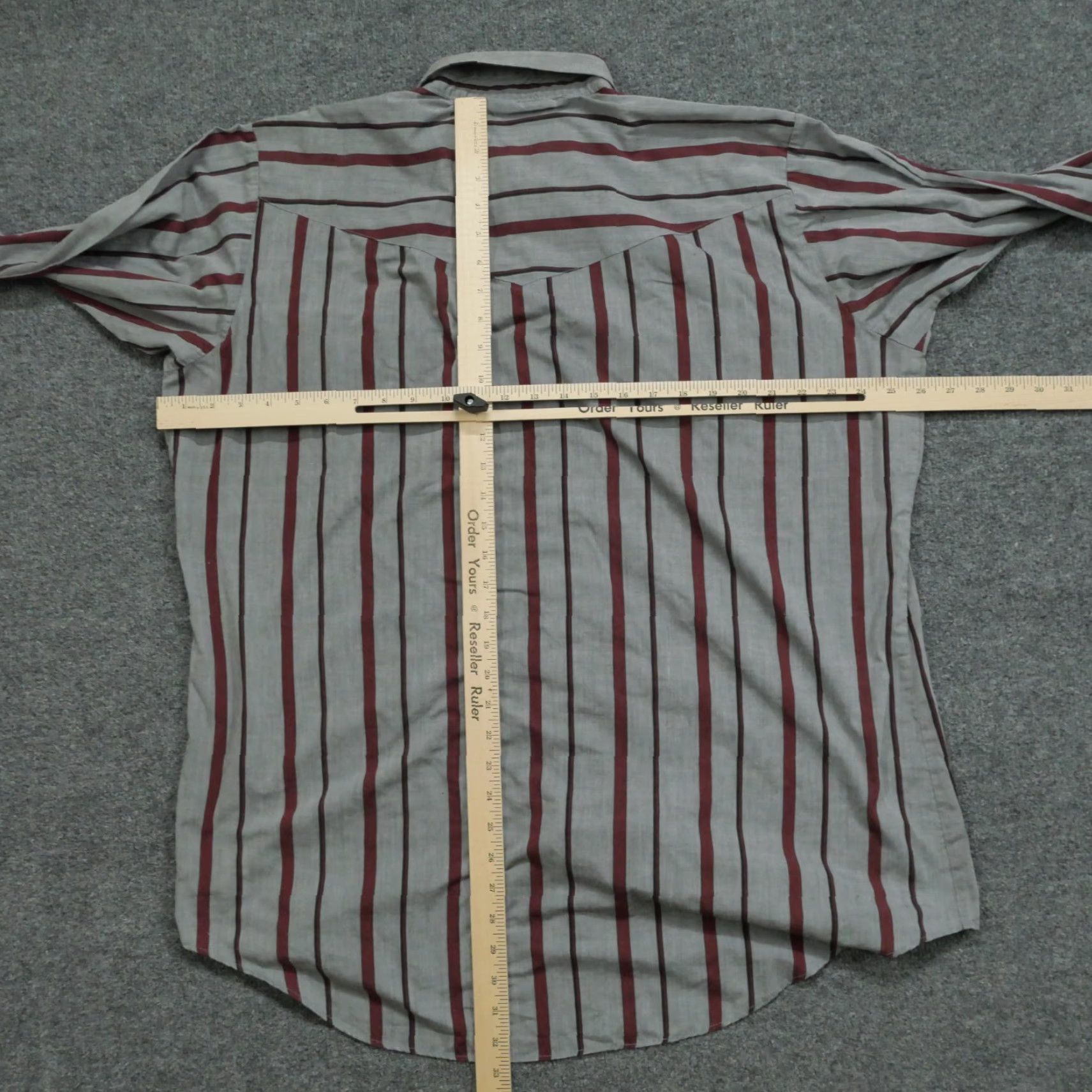 Vintage VINTAGE Ely Cattleman Shirt Mens XLT XL Tall 17.5 37 Grey Red Pearl Snap Western Country Shirt Mens Big & Tall Western Pockets 8/10 Size US XL / EU 56 / 4 - 7 Thumbnail