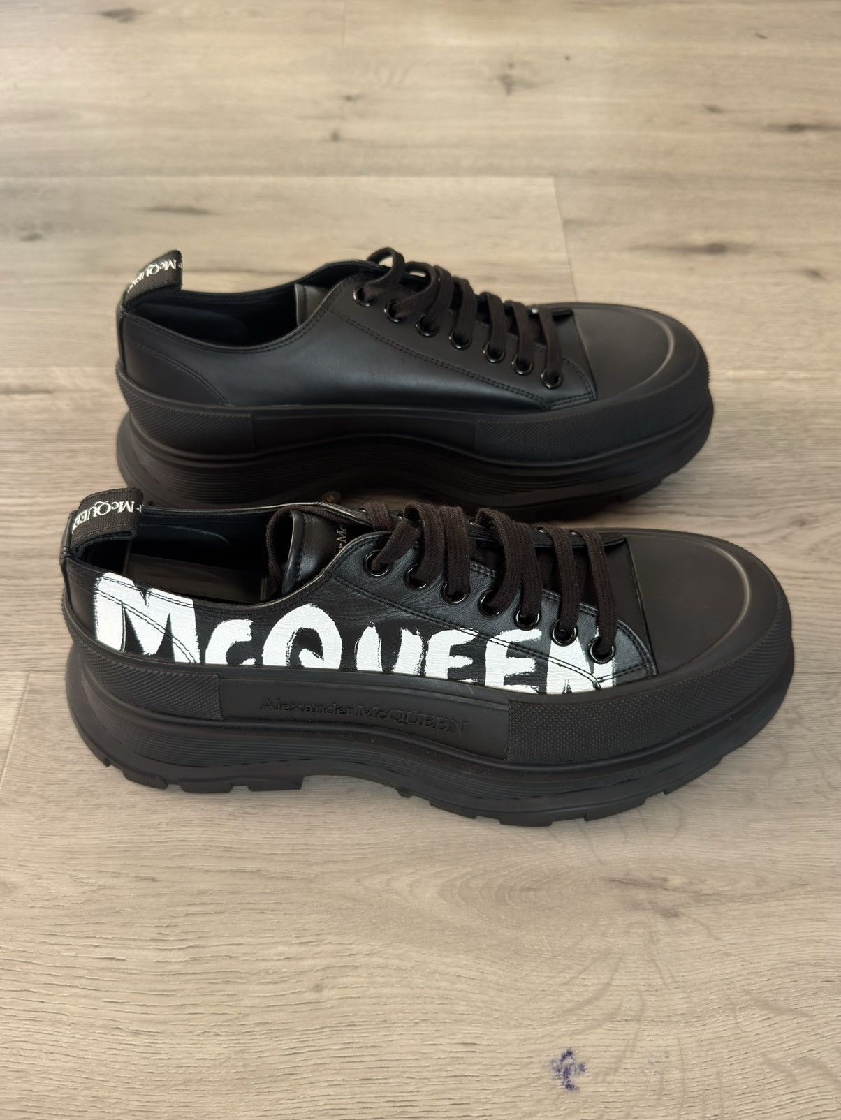 Alexander McQueen Alexander McQueen Tread Slick Low Lace Up Size US 11 / EU 44 - 4 Thumbnail