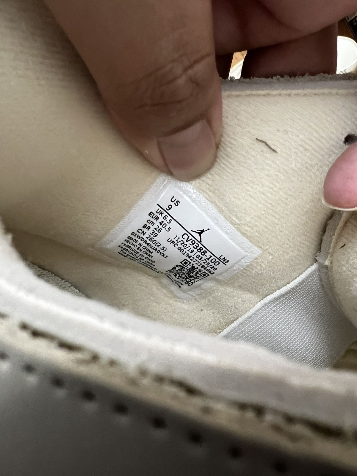 Jordan Brand × Off-White Jordan 4 Retro Off-White Sail (Women's) Size US 9 / EU 42 - 4 Thumbnail