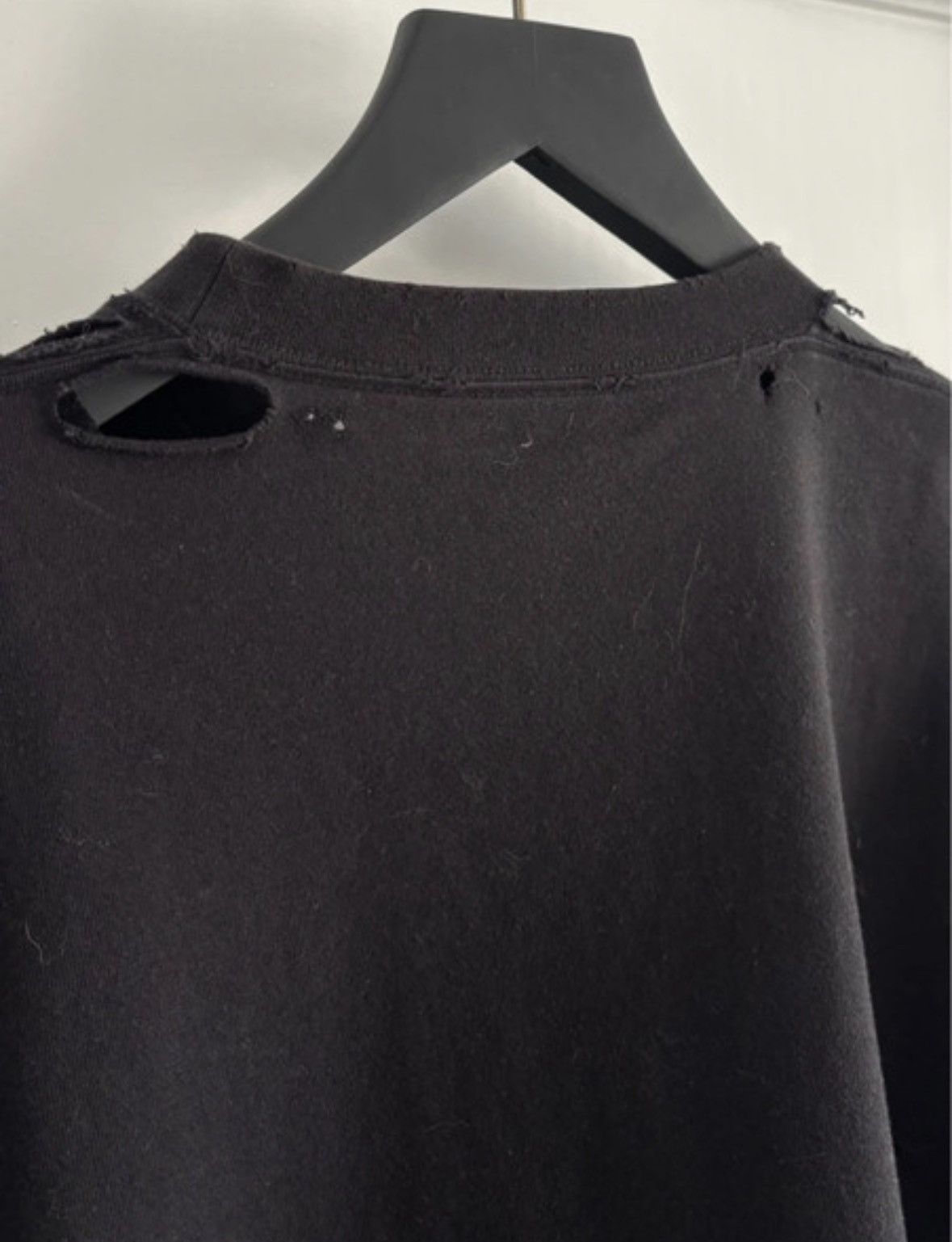Balenciaga Balenciaga T-shirt Size US L / EU 52-54 / 3 - 13 Thumbnail