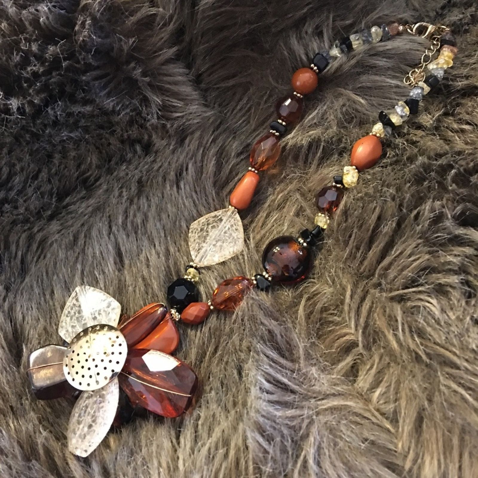 Jewelry Bold chunky crackled bead brown tone necklace Size ONE SIZE - 10 Thumbnail