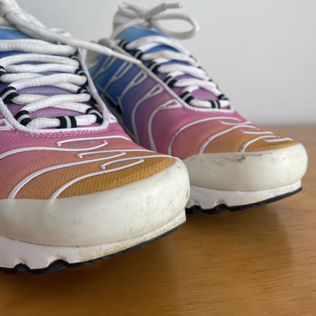 Nike Nike Air Max Plus TN (Rainbow) Sneakers Size US 7 / IT 37 - 5 Thumbnail