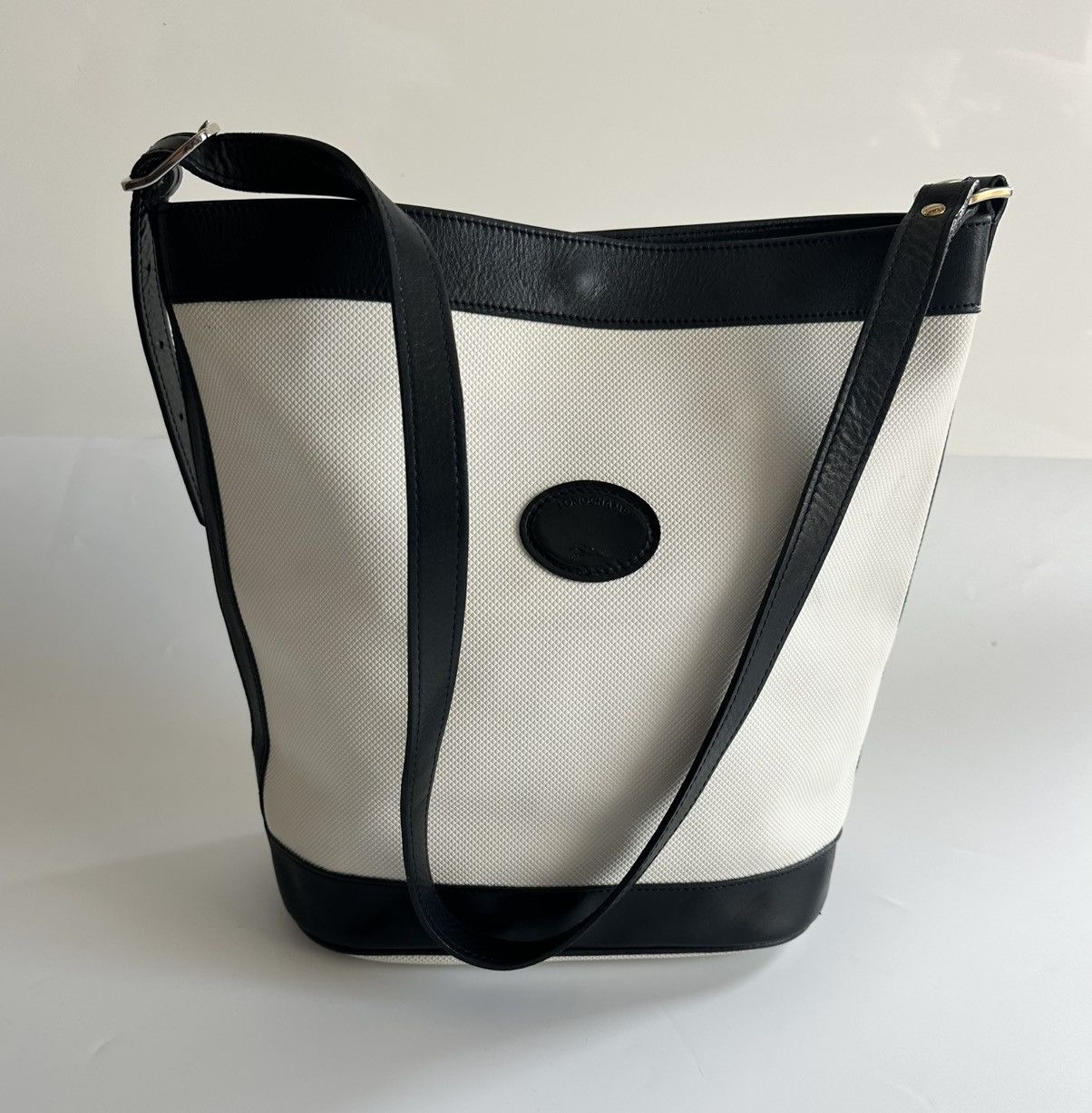Longchamp 80’s Longchamp Paris Bucket Shoulder Bag Vintage Size ONE SIZE - 2 Thumbnail