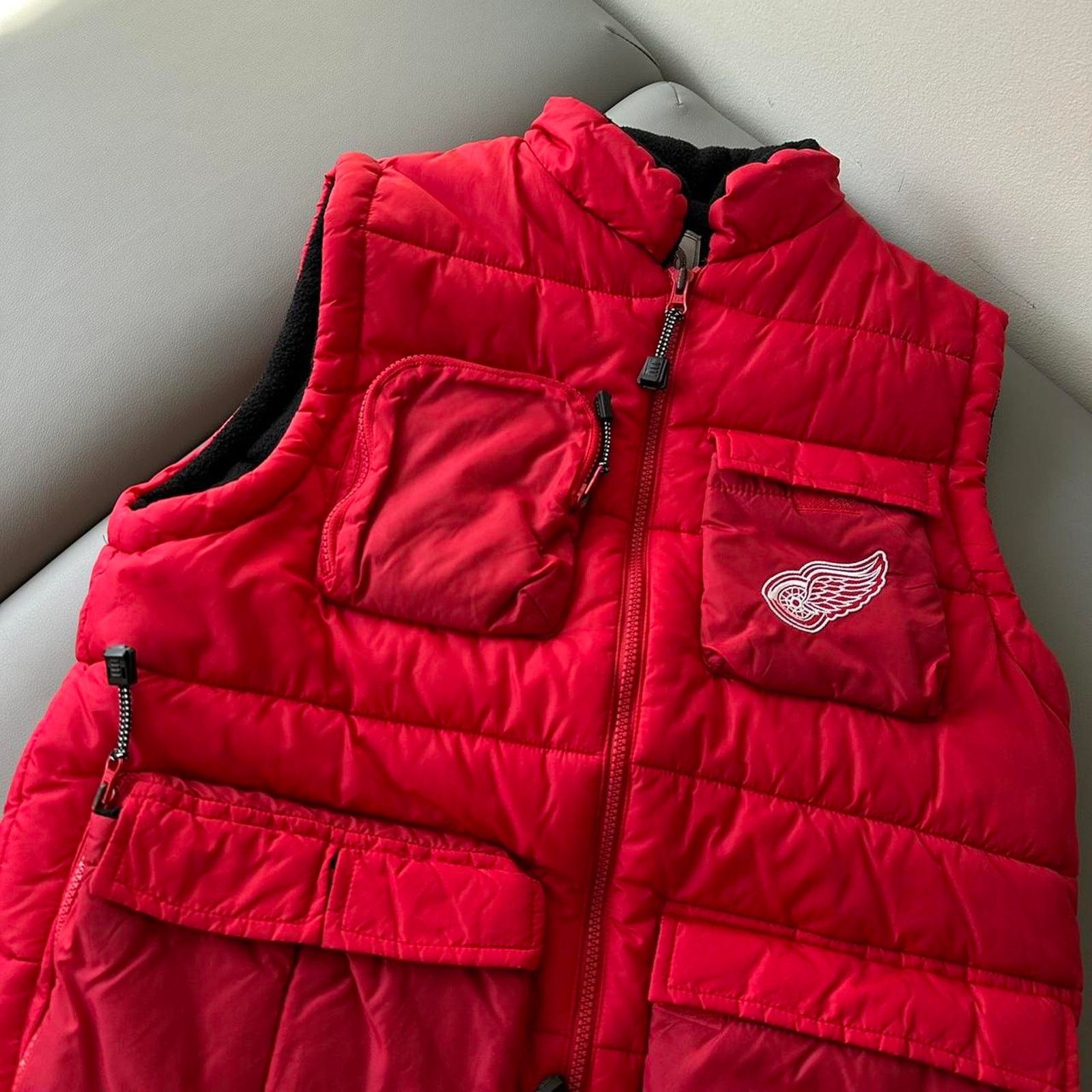 Puma × Vintage Vintage 90s 00s Detroit Red Wings NHL Down Puffer Vest Size US S / EU 44-46 / 1 - 4 Thumbnail