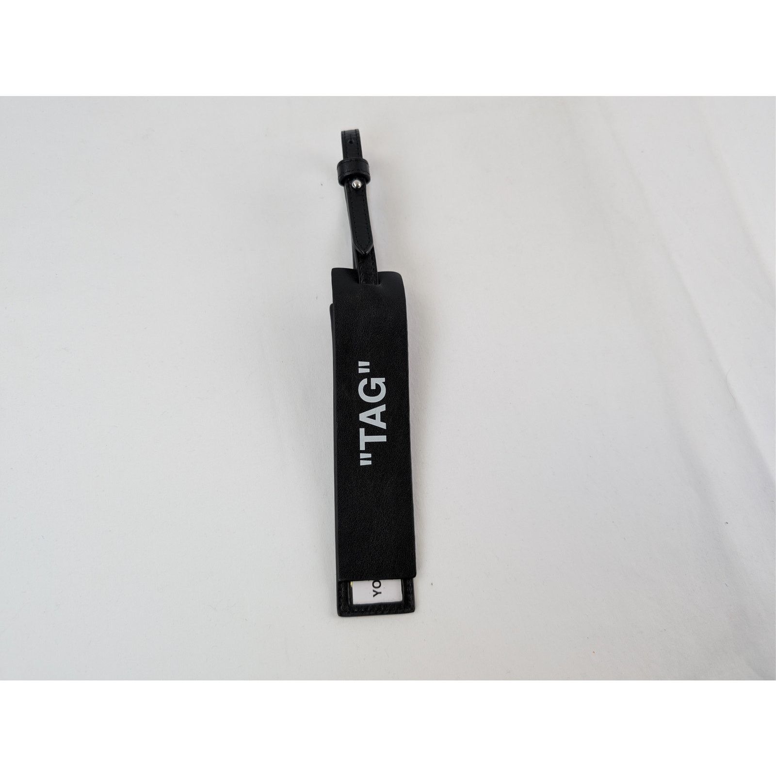 Off-White o1rshd1 Size: OS / Leather Luggage Tag in Black Size ONE SIZE - 12 Thumbnail