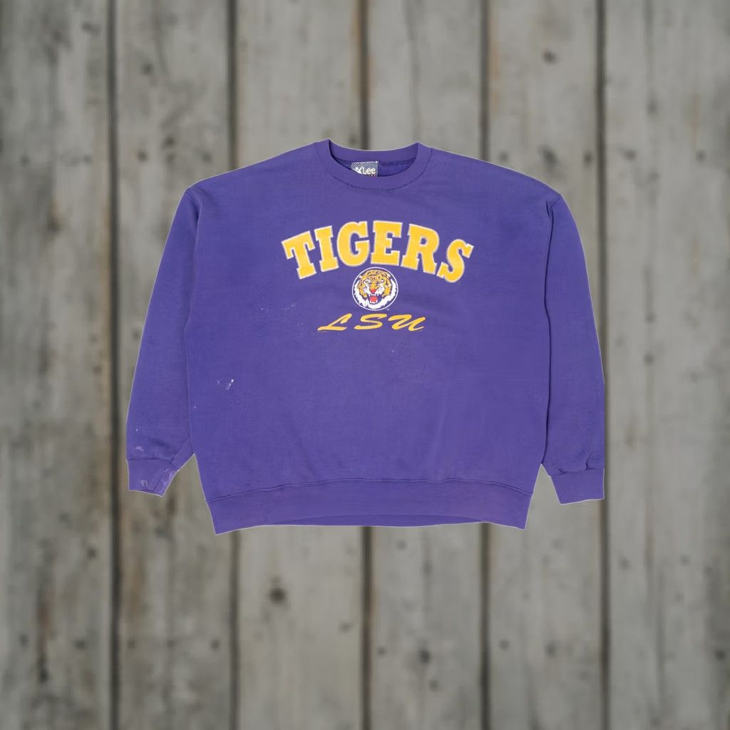 Vintage VINTAGE Lee Sport Sweatshirt Distressed Purple LSU Tigers 1990s XX-Large Mens Size US XXL / EU 58 / 5 - 1 Thumbnail
