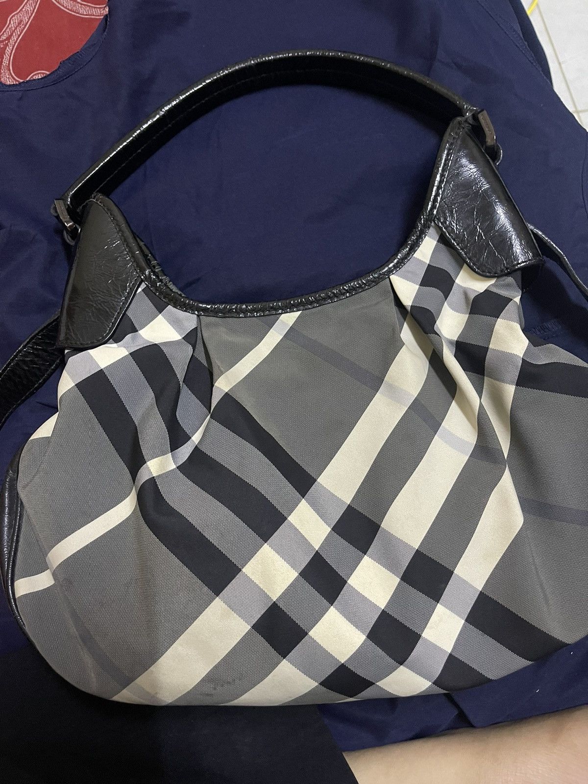 Burberry Burbbery Hobo Bag Size ONE SIZE - 1 Thumbnail