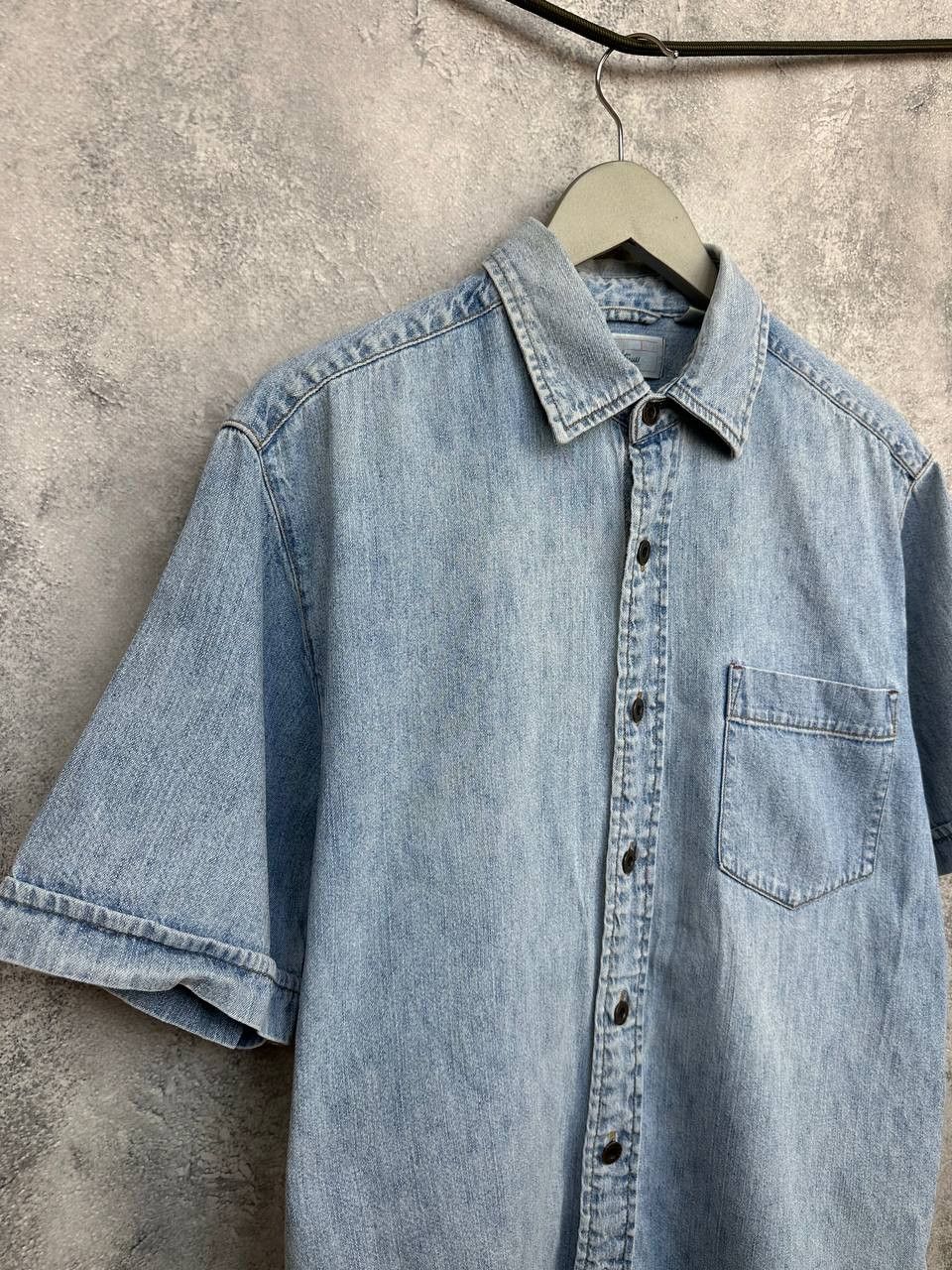 Levi's Vintage Clothing Levi’s Signature Denim Shirt Light Wash Cotton Short Sleeve Size US M / EU 48-50 / 2 - 3 Thumbnail