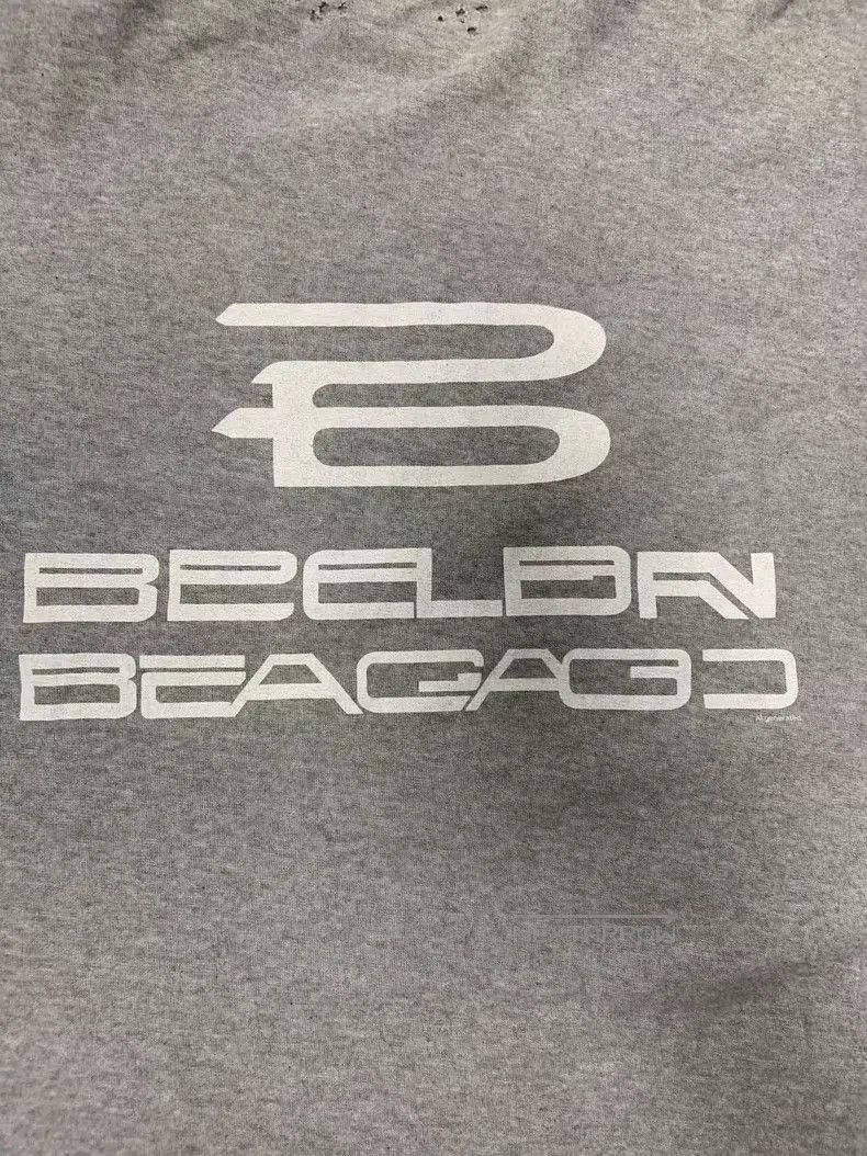 Balenciaga Balenciaga Letter Printed Round Neck Loose Short Sleeve T- Size US S / EU 44-46 / 1 - 3 Thumbnail