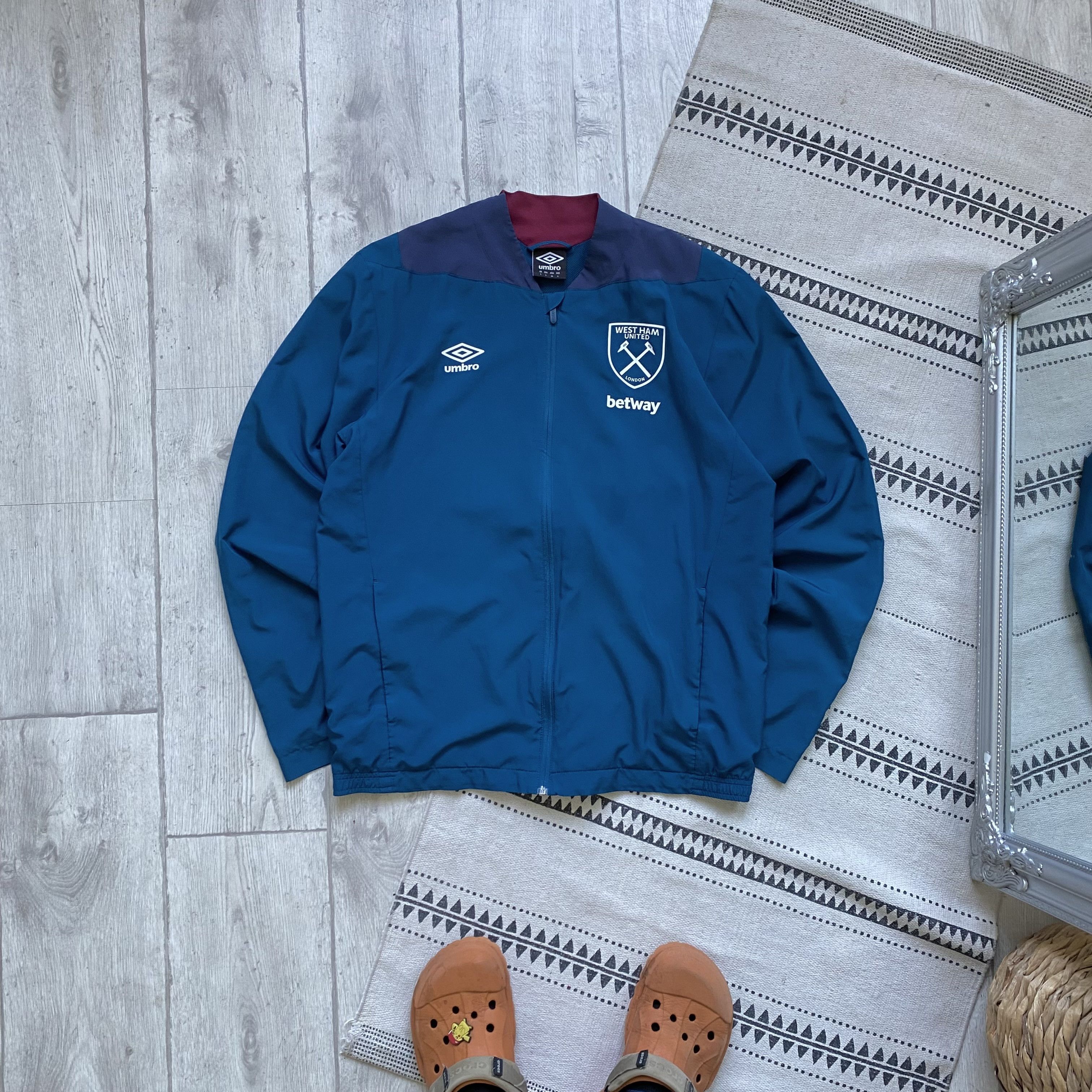Umbro ⚽️ Drill Umbro West Ham jersey soccer track top jacket Size US M / EU 48-50 / 2 - 1 Thumbnail