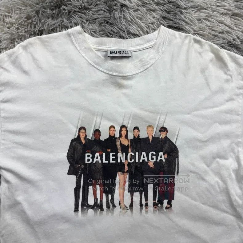 Balenciaga Balenciaga Portrait short-sleeve Size US M / EU 48-50 / 2 - 3 Thumbnail