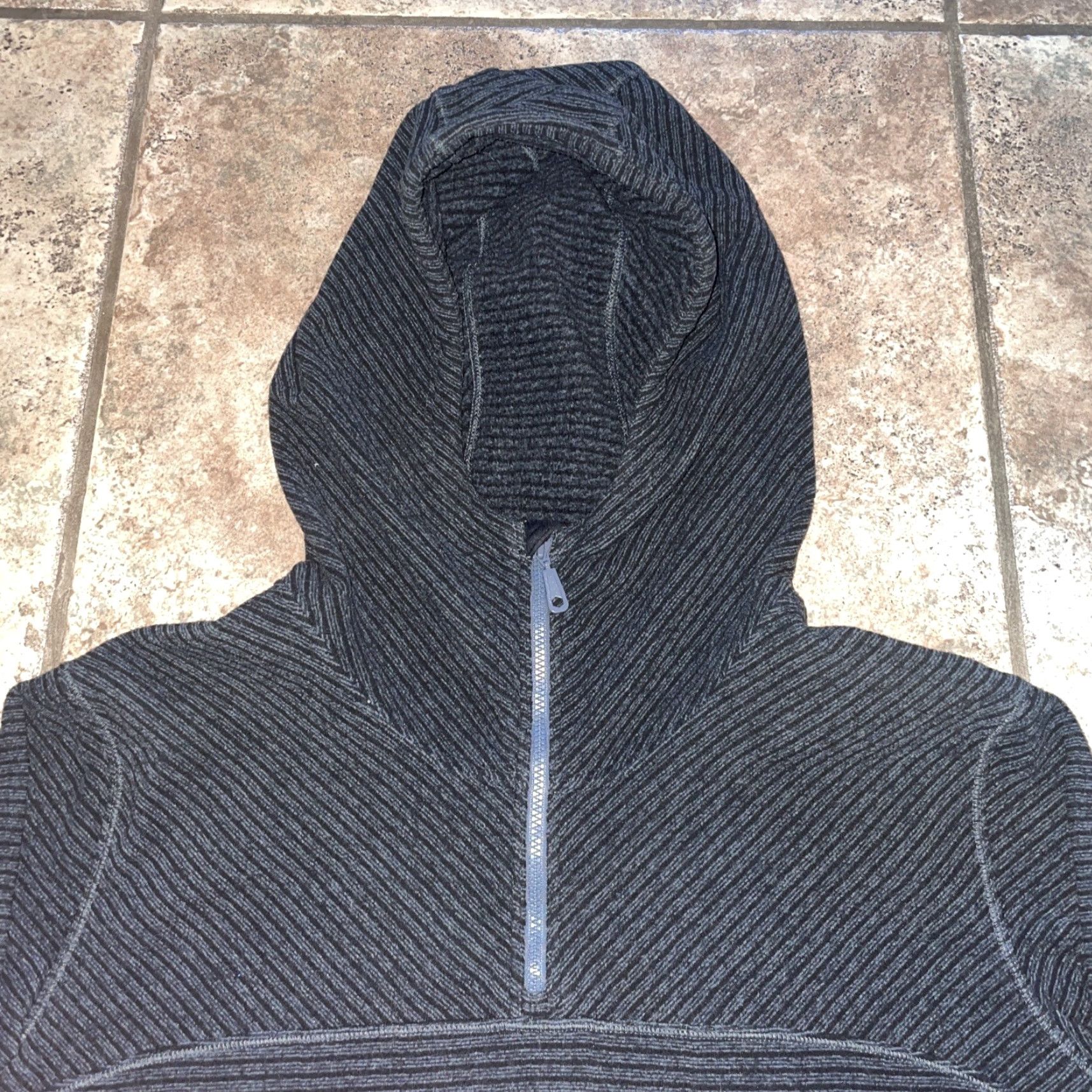 Mountain Hardwear Mountain Hardwear Hoodie Womens M Black Half Zip Full Zip Activewear Womens M Size M / US 6-8 / IT 42-44 - 2 Thumbnail