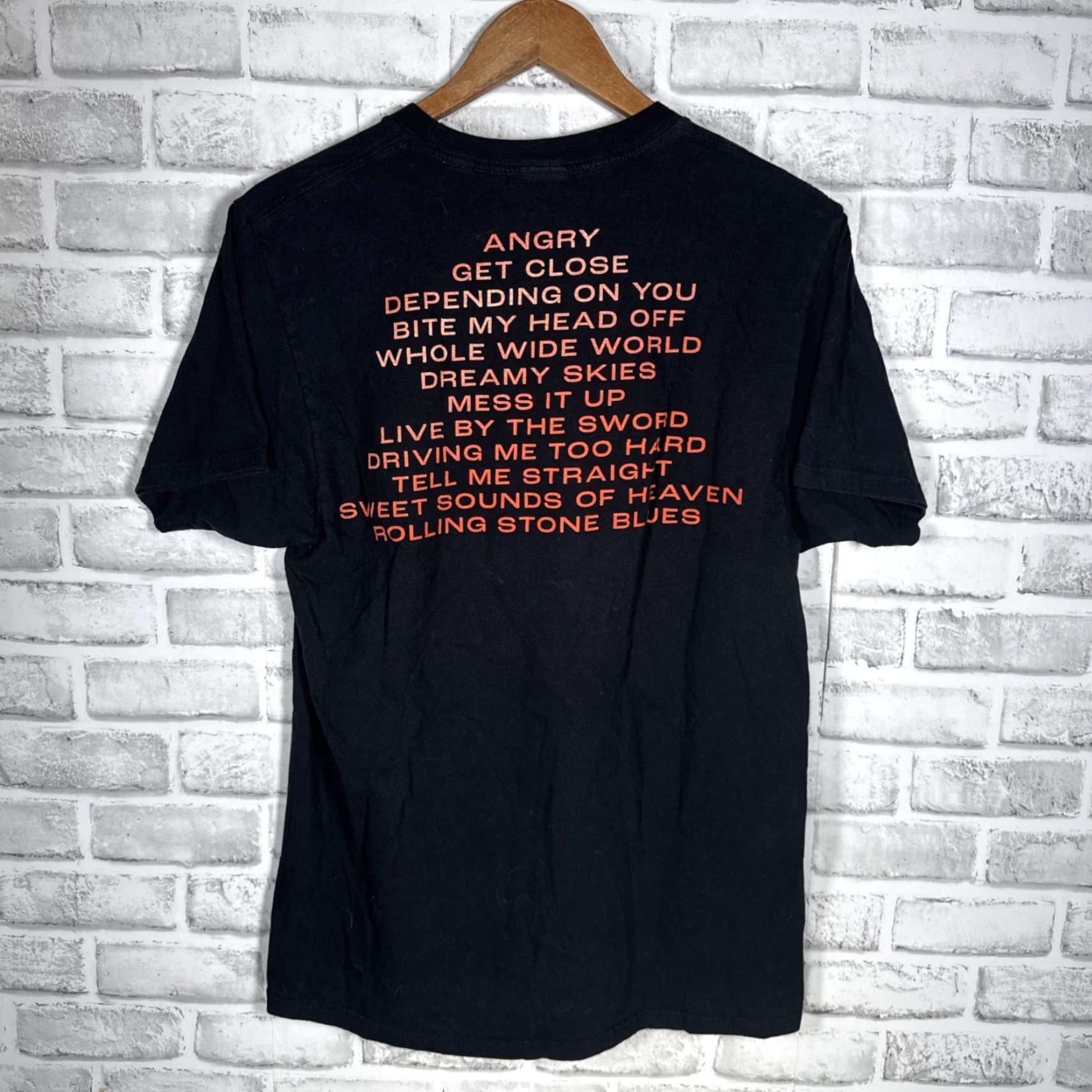 Vintage VINTAGE Rolling Stones Band T-Shirt Mens Size M Black Regular Fit Graphic Shirt Mens M Black Rolling Stones Band T-Shirt Size US M / EU 48-50 / 2 - 3 Thumbnail