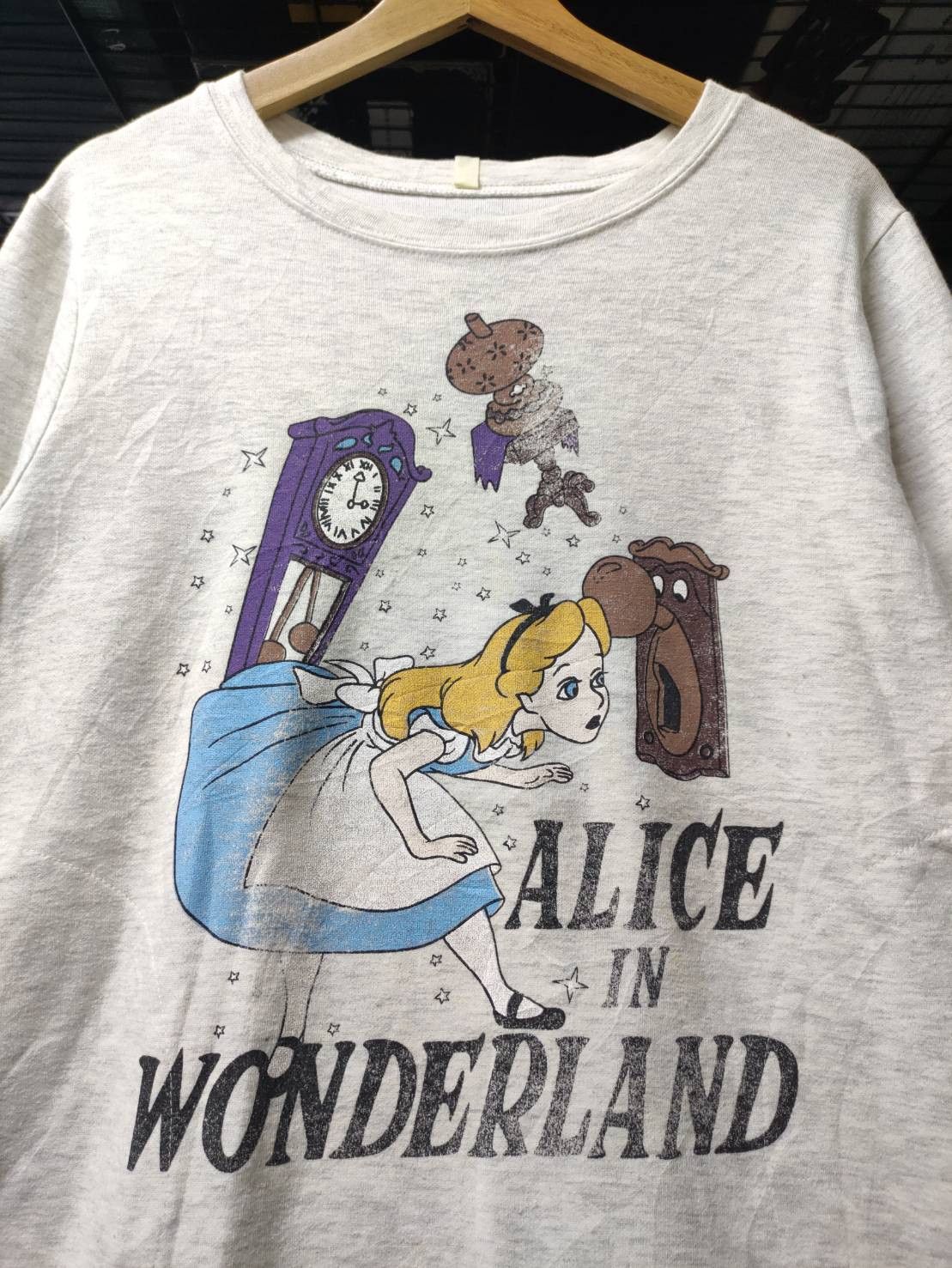 Disney Vtg 90's Alice in Wonderland Pocket Side Long Sleeve Size US L / EU 52-54 / 3 - 1 Thumbnail