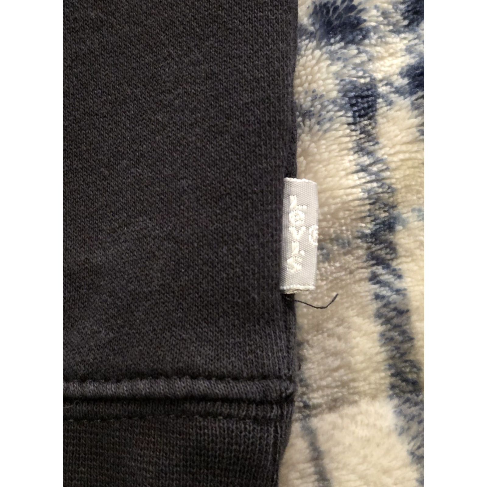 Levi's VINTAGE Levi's SilverTab Hoodie Center Logo Spellout Black Men L Cotton Fleece Graphic Print Hooded Pockets Crew Neck Retro Grunge 90s Size US L / EU 52-54 / 3 - 7 Thumbnail
