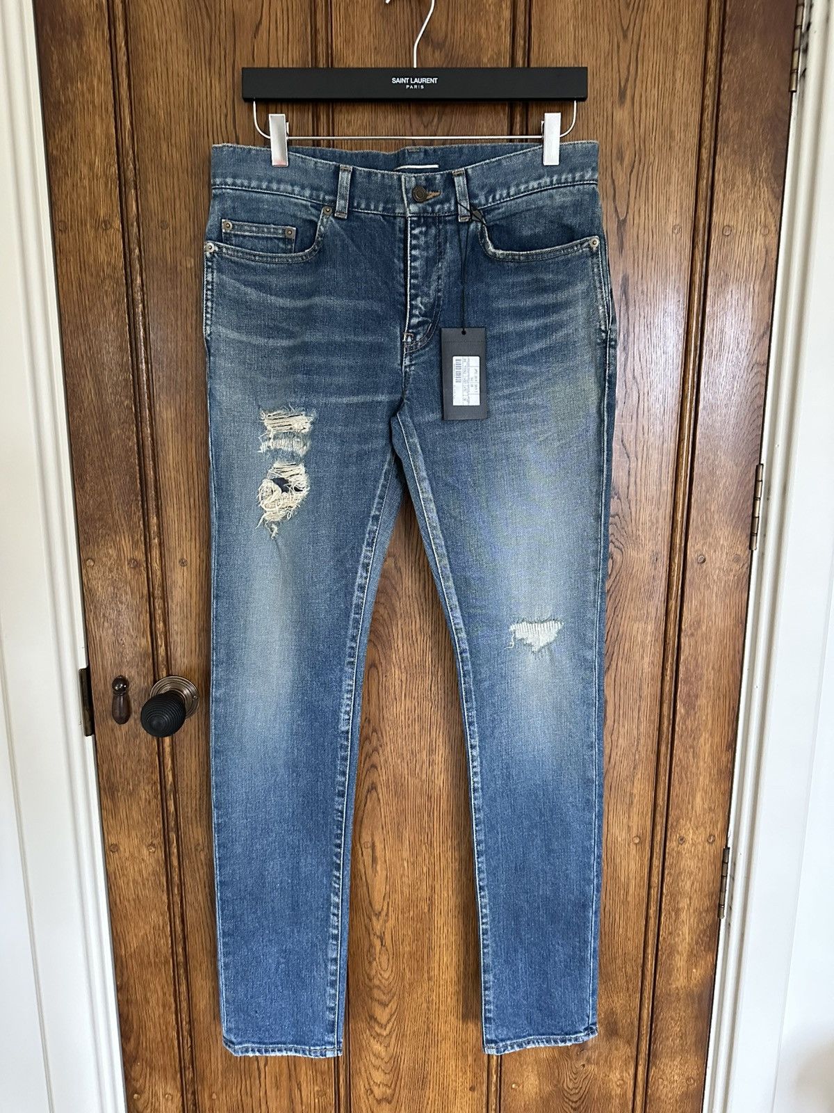 Saint Laurent Paris FW19 Saint Laurent distressed ripped jeans BNWT 30 D02 Size US 30 / EU 46 - 1 Thumbnail