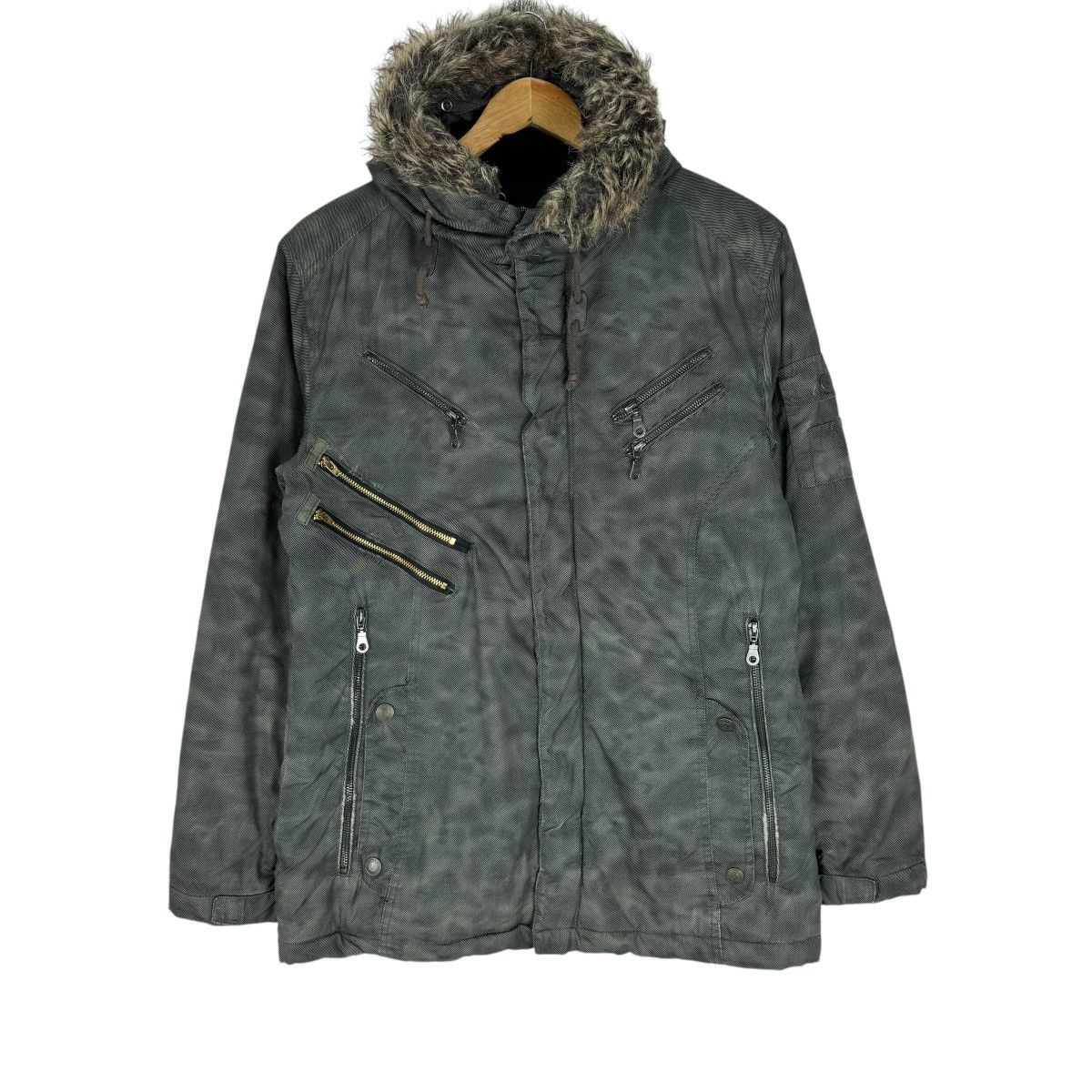 In The Attic ❄️IN THE ATTIC FUR HOODIE CAMO ZIPPER JACKET Size US L / EU 52-54 / 3 - 2 Thumbnail