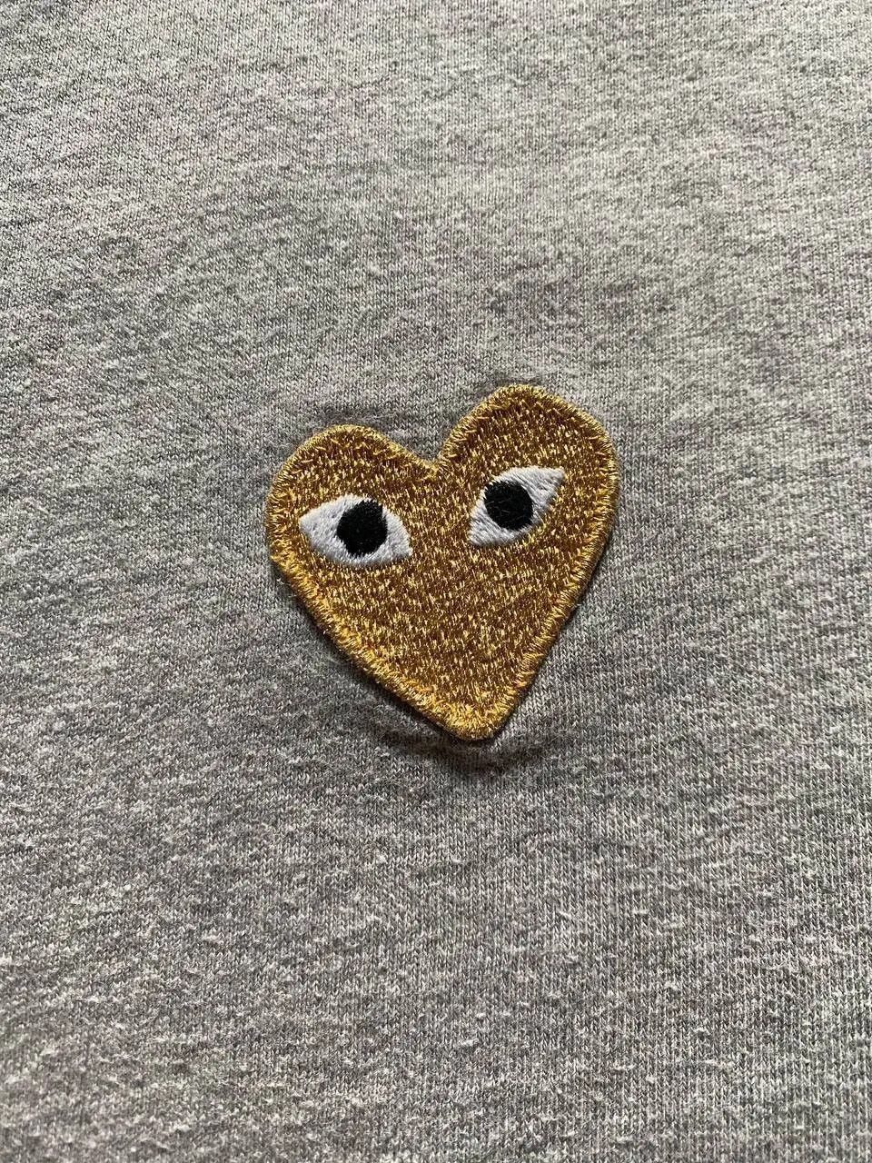 Comme des Garcons PLAY COMME DES GARCONS CDG PLAY GOLD HEART LOGO T SHIRT Size US S / EU 44-46 / 1 - 5 Thumbnail